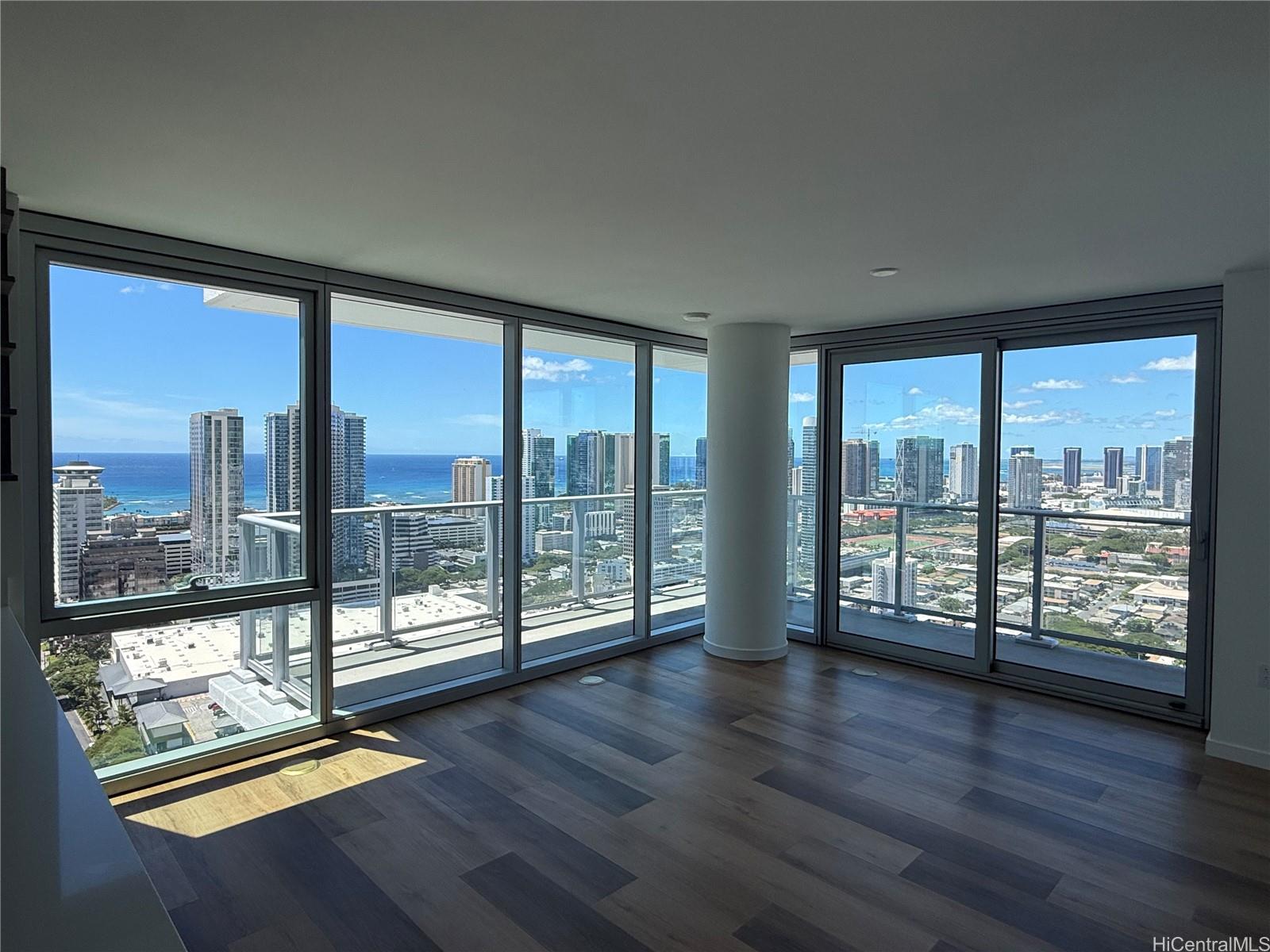 1515 Liona St Honolulu - Rental - photo 2 of 21