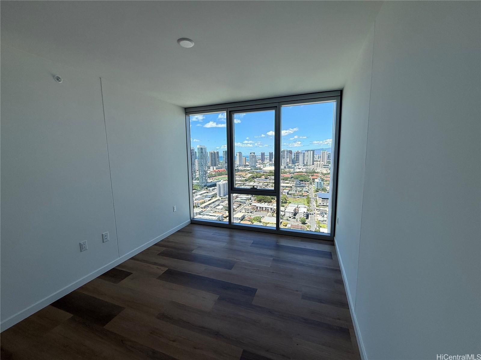 1515 Liona St Honolulu - Rental - photo 9 of 21