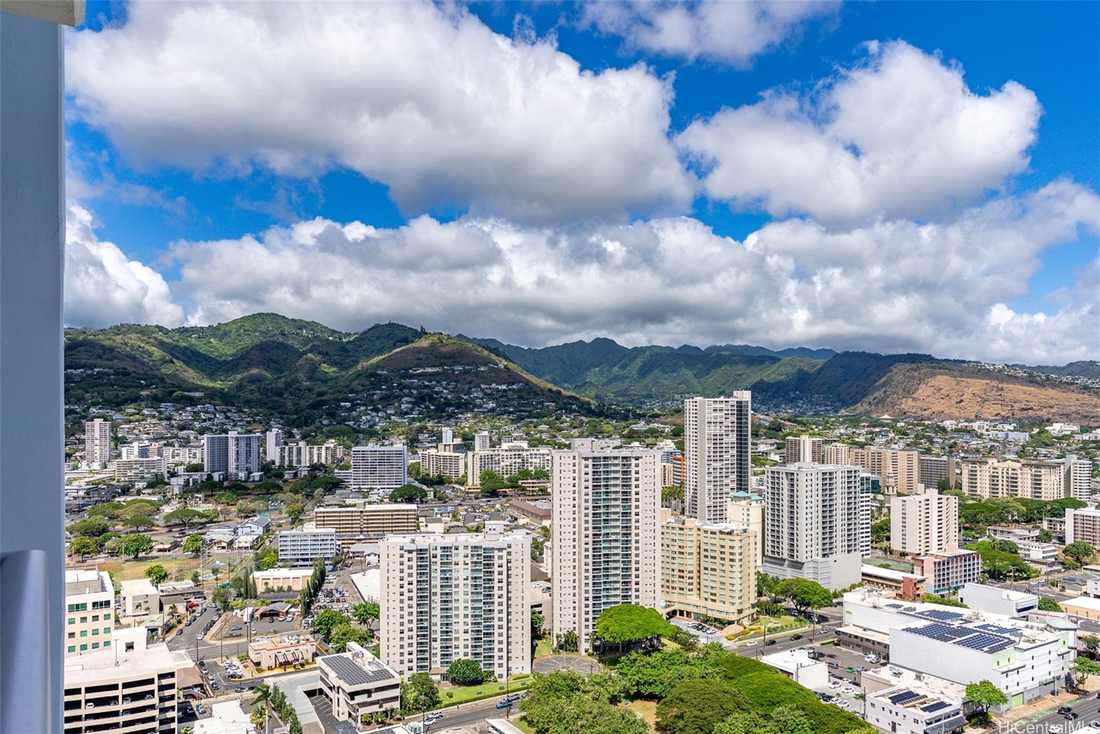 The Park on Keeaumoku condo # 3607, Honolulu, Hawaii - photo 8 of 25