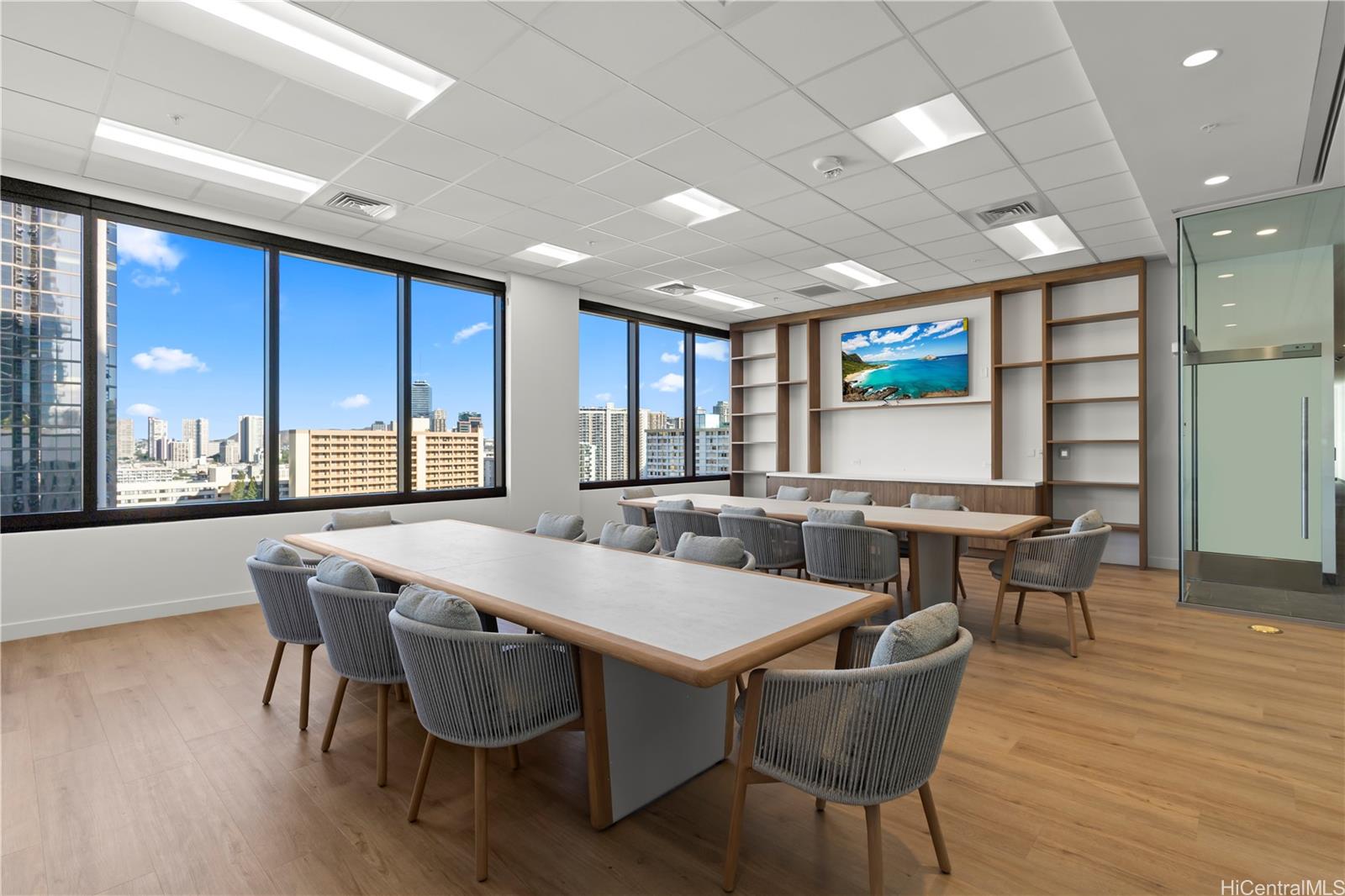 The Park on Keeaumoku condo # 3700, Honolulu, Hawaii - photo 20 of 25