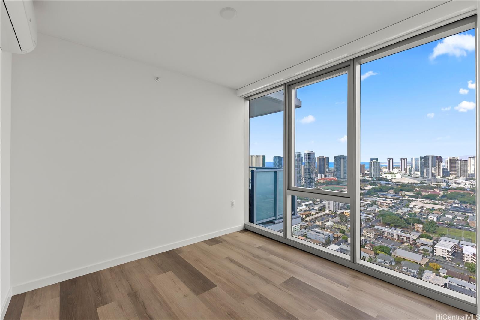 The Park on Keeaumoku condo # 3700, Honolulu, Hawaii - photo 10 of 25