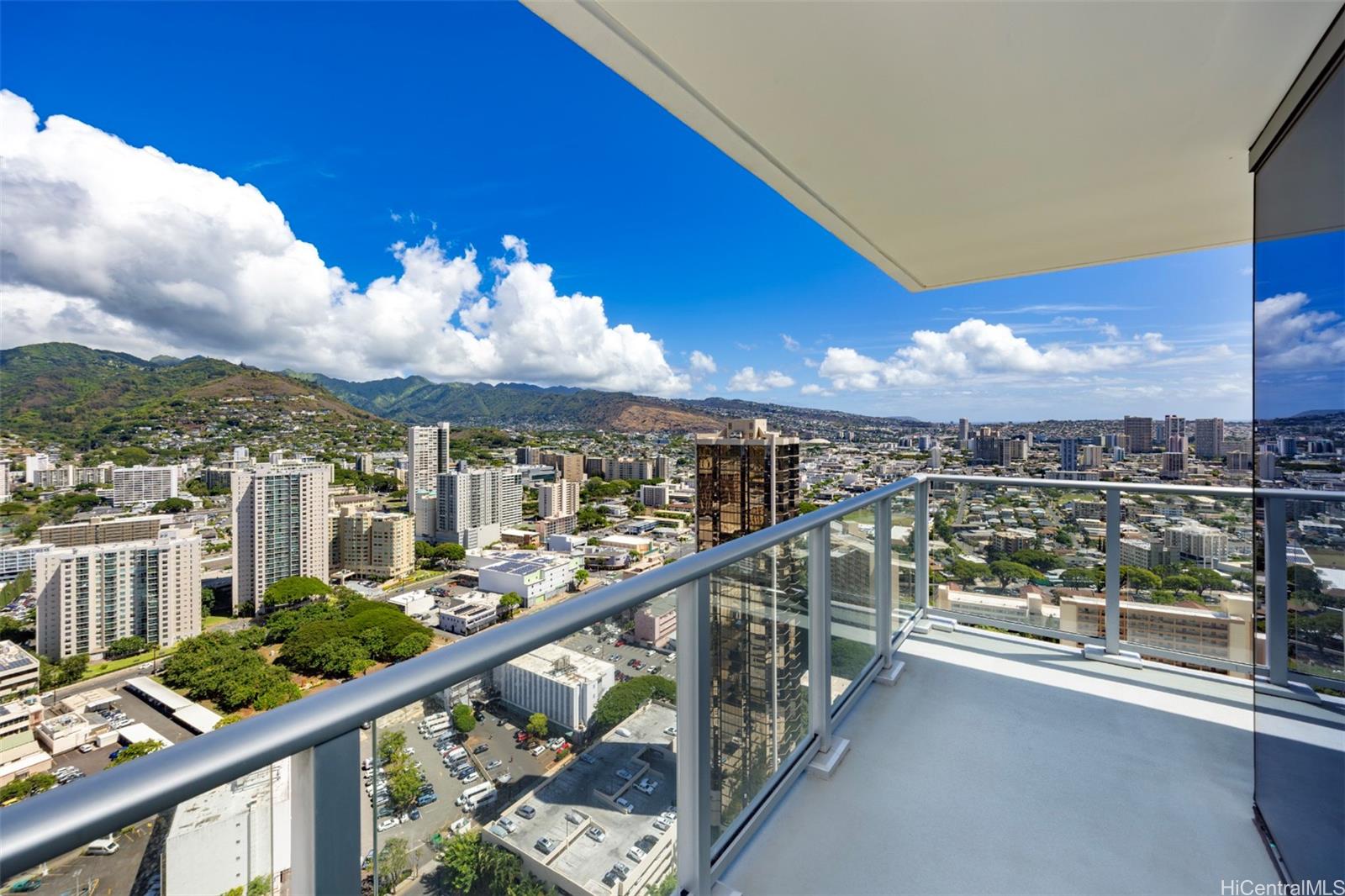 1515 Liona St Honolulu - Rental - photo 13 of 25