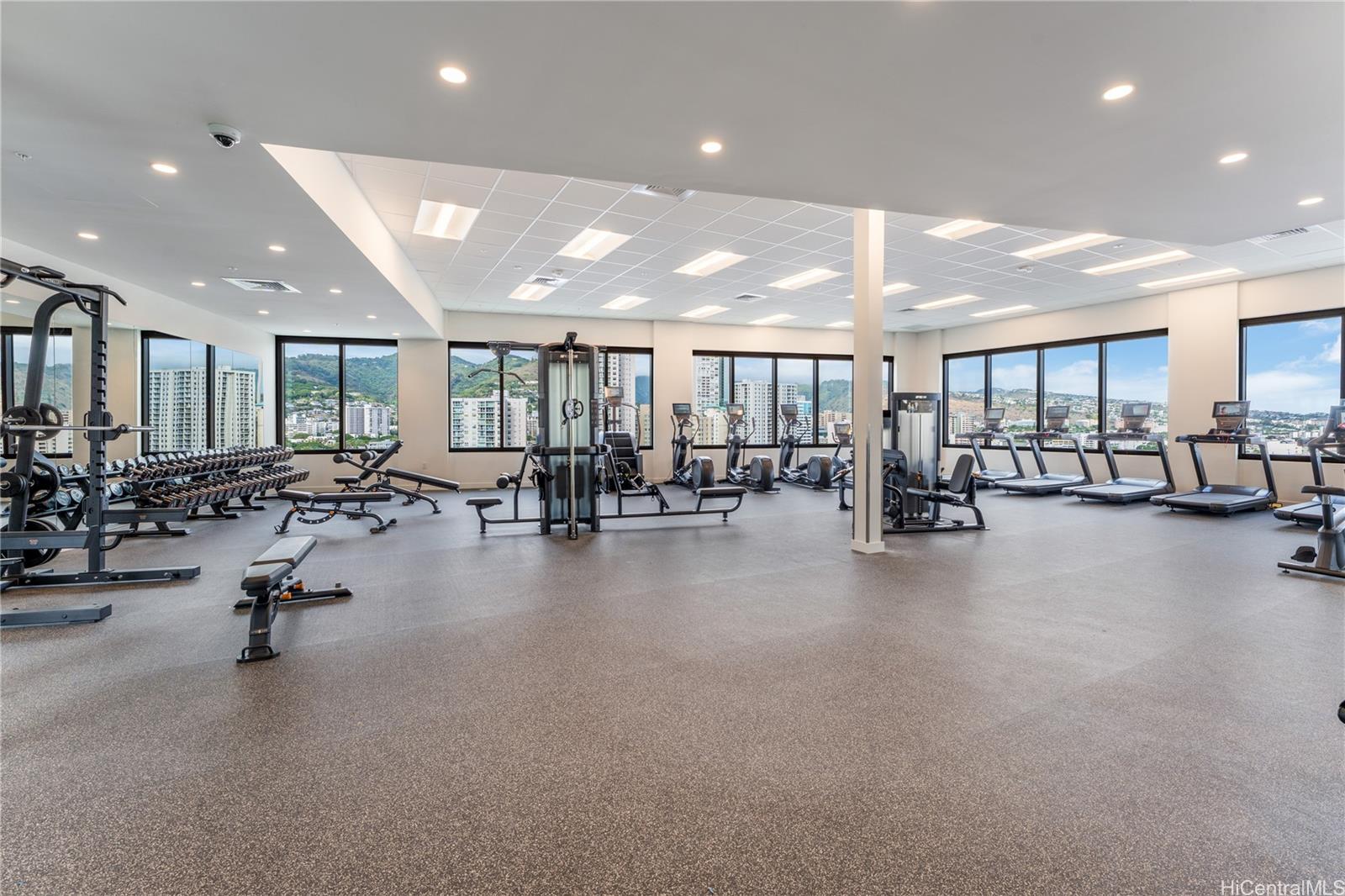 The Park on Keeaumoku condo # 3703, Honolulu, Hawaii - photo 14 of 25