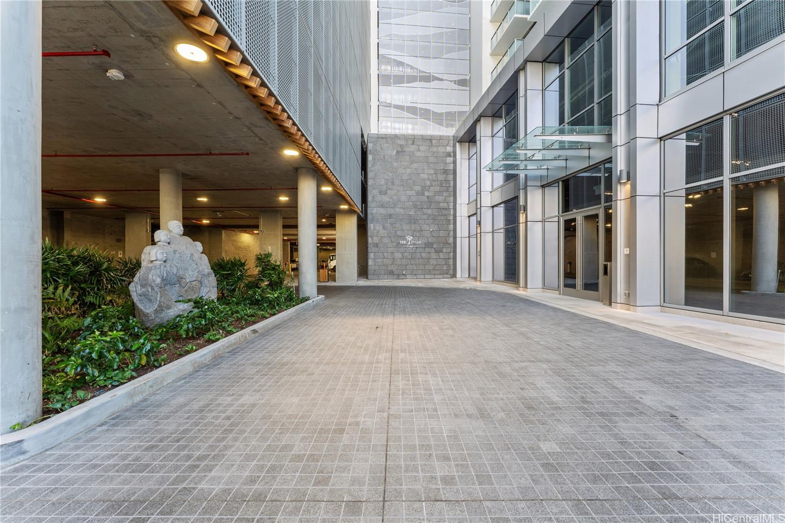 The Park on Keeaumoku condo # 3703, Honolulu, Hawaii - photo 16 of 25