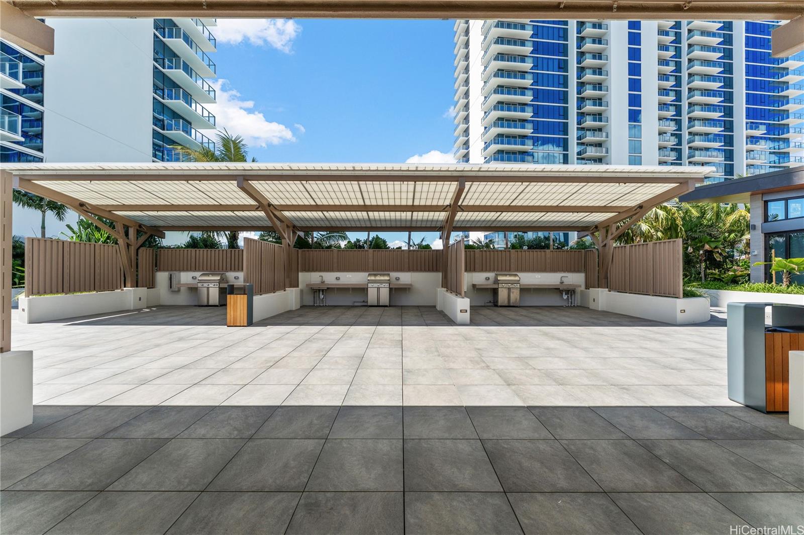 The Park on Keeaumoku condo # 3703, Honolulu, Hawaii - photo 23 of 25