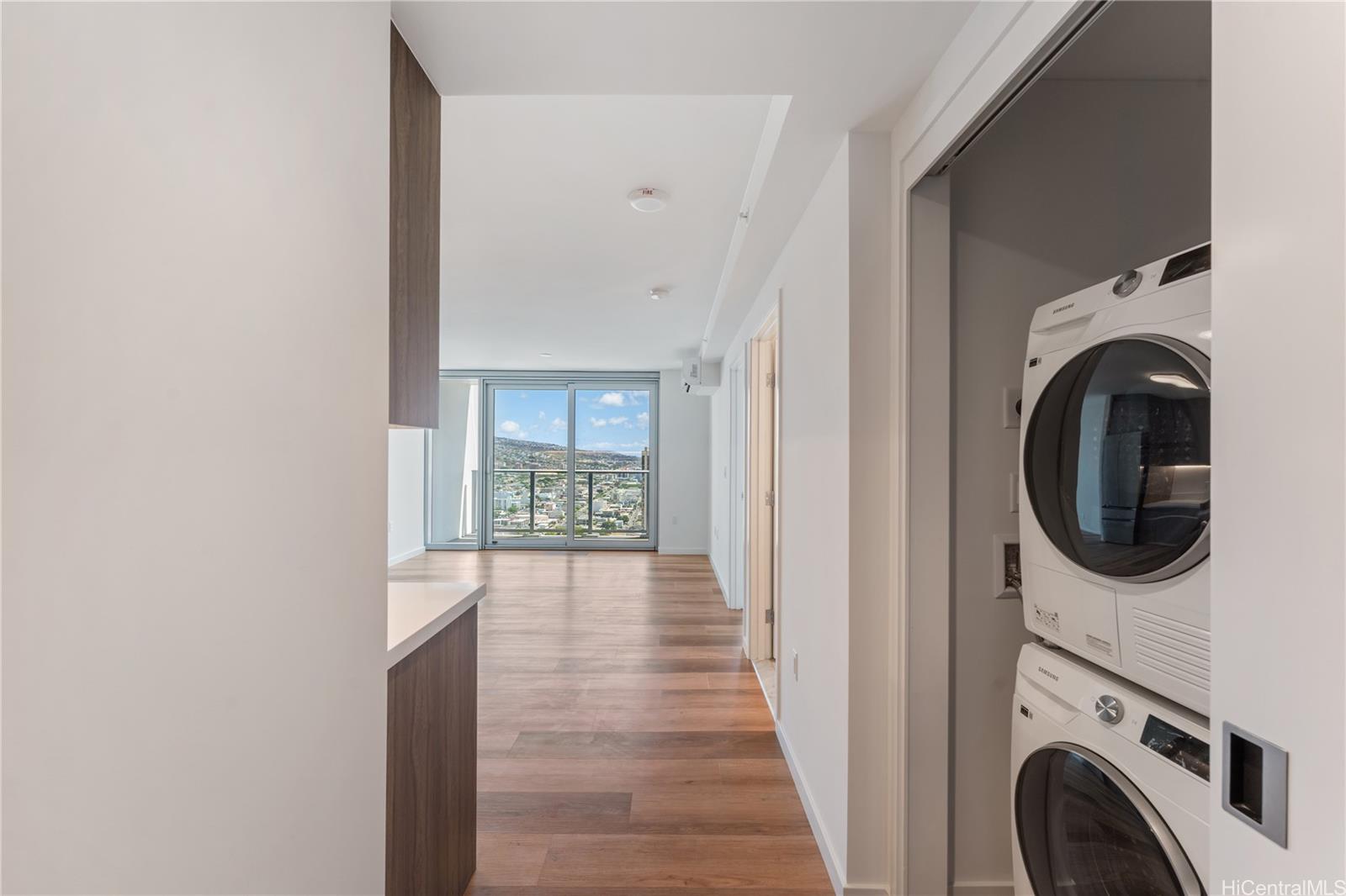 The Park on Keeaumoku condo # 3703, Honolulu, Hawaii - photo 10 of 25