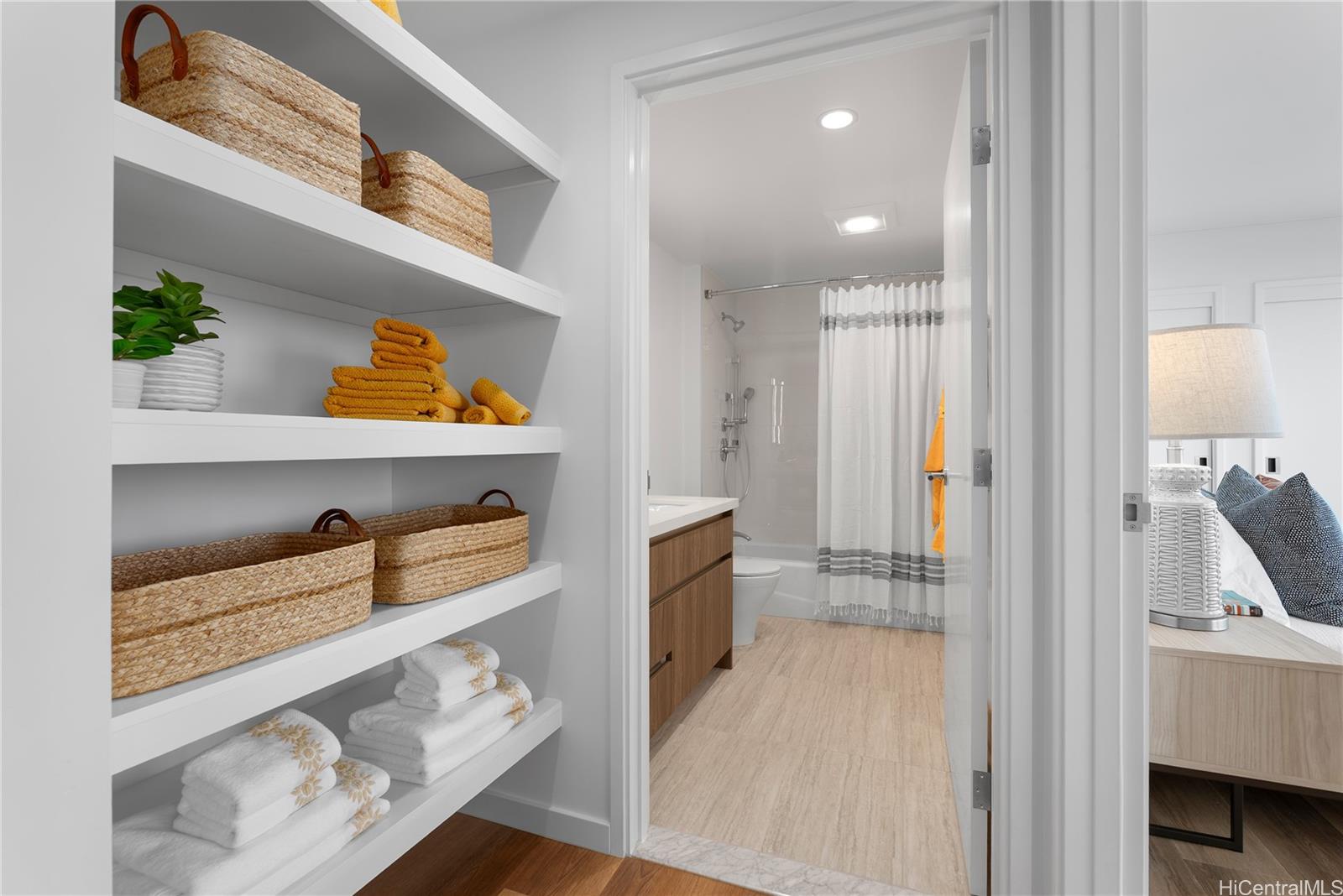 The Park on Keeaumoku condo # 3707, Honolulu, Hawaii - photo 12 of 25