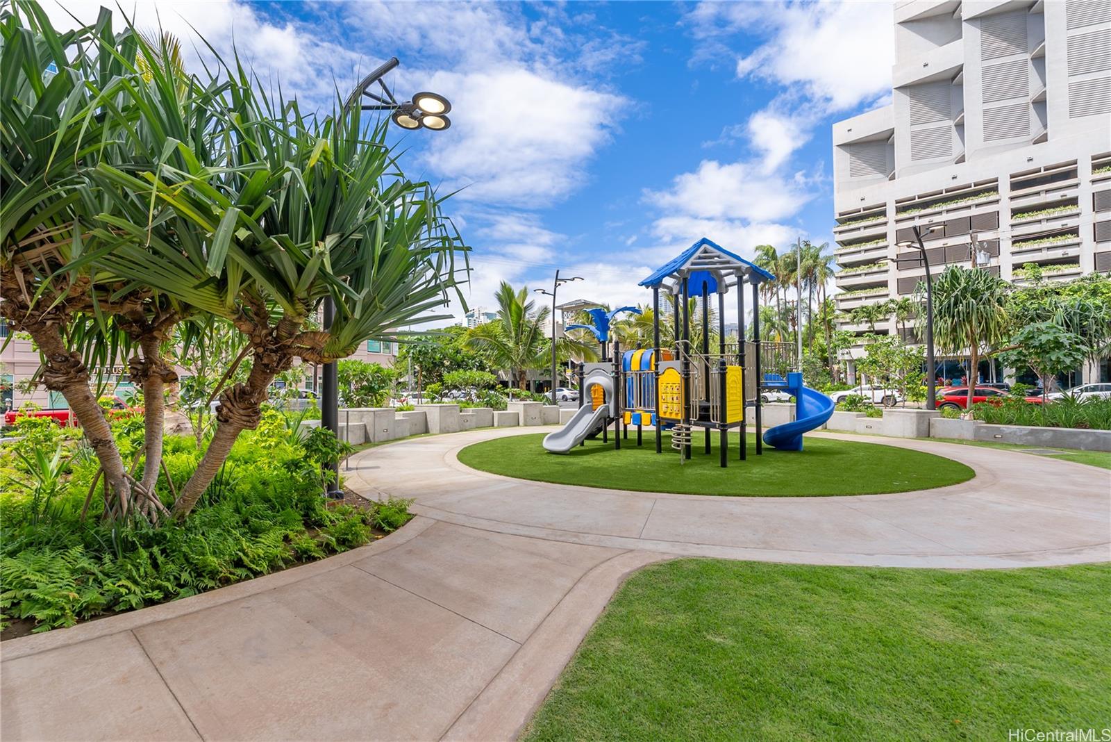 The Park on Keeaumoku condo # 3707, Honolulu, Hawaii - photo 20 of 25