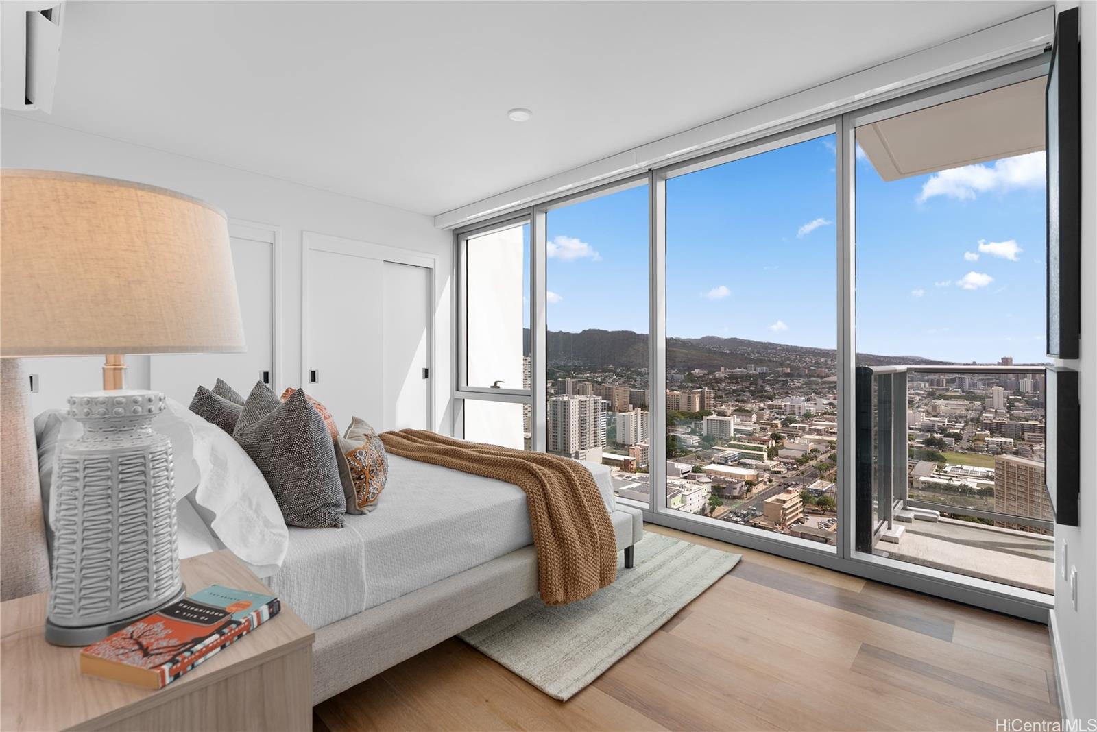 The Park on Keeaumoku condo # 3707, Honolulu, Hawaii - photo 8 of 25