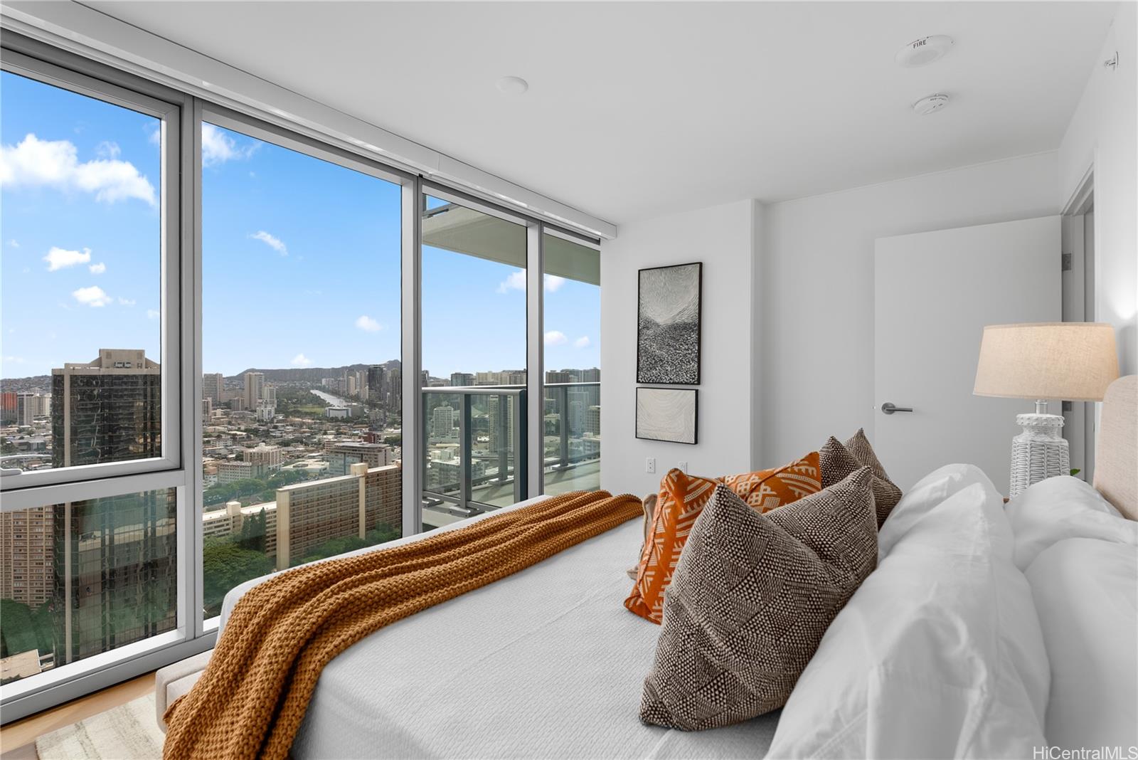 The Park on Keeaumoku condo # 3707, Honolulu, Hawaii - photo 9 of 25