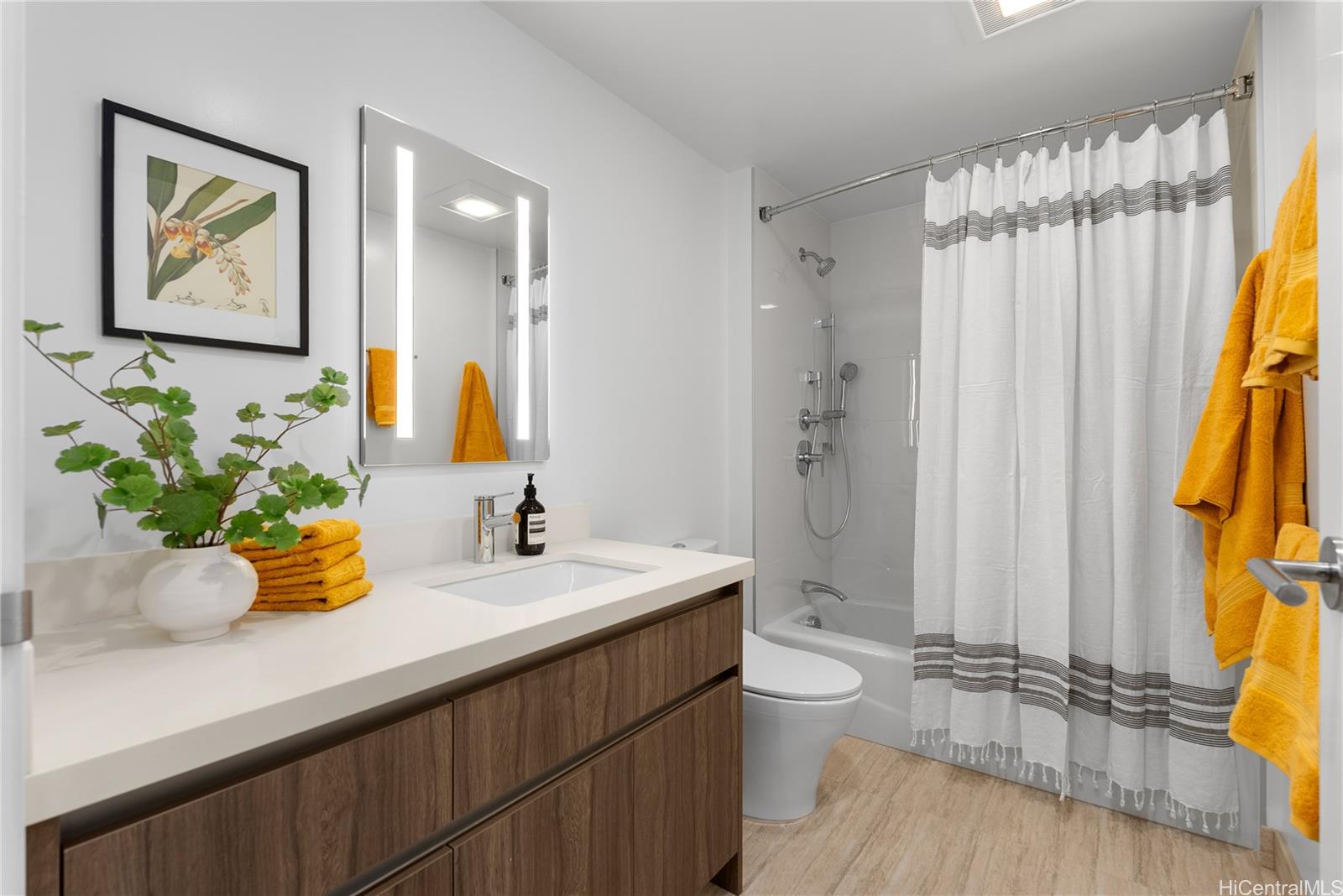 The Park on Keeaumoku condo # 3707, Honolulu, Hawaii - photo 10 of 25