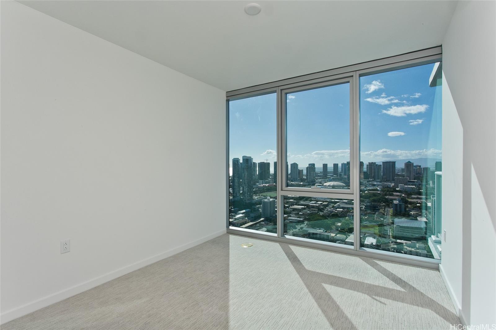 1515 Liona Street Honolulu - Rental - photo 6 of 25