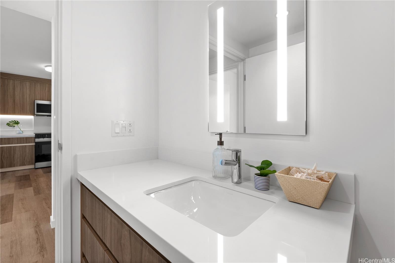 The Park on Keeaumoku condo # 3807, Honolulu, Hawaii - photo 14 of 25