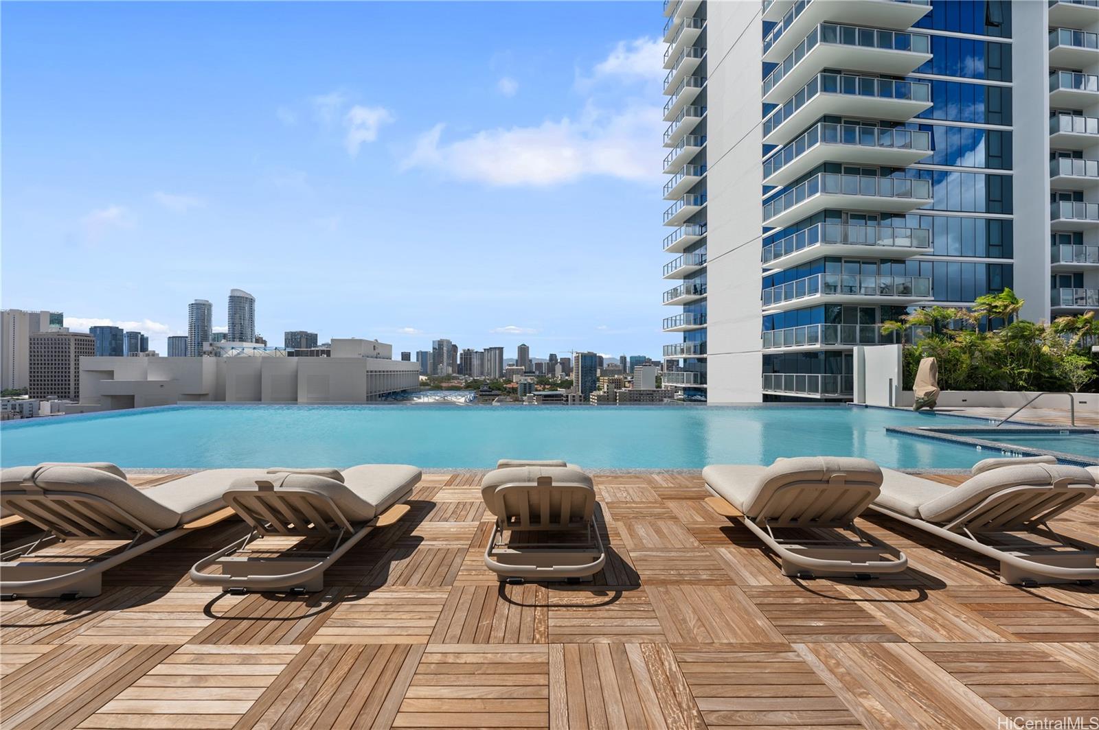 The Park on Keeaumoku condo # 3807, Honolulu, Hawaii - photo 18 of 25