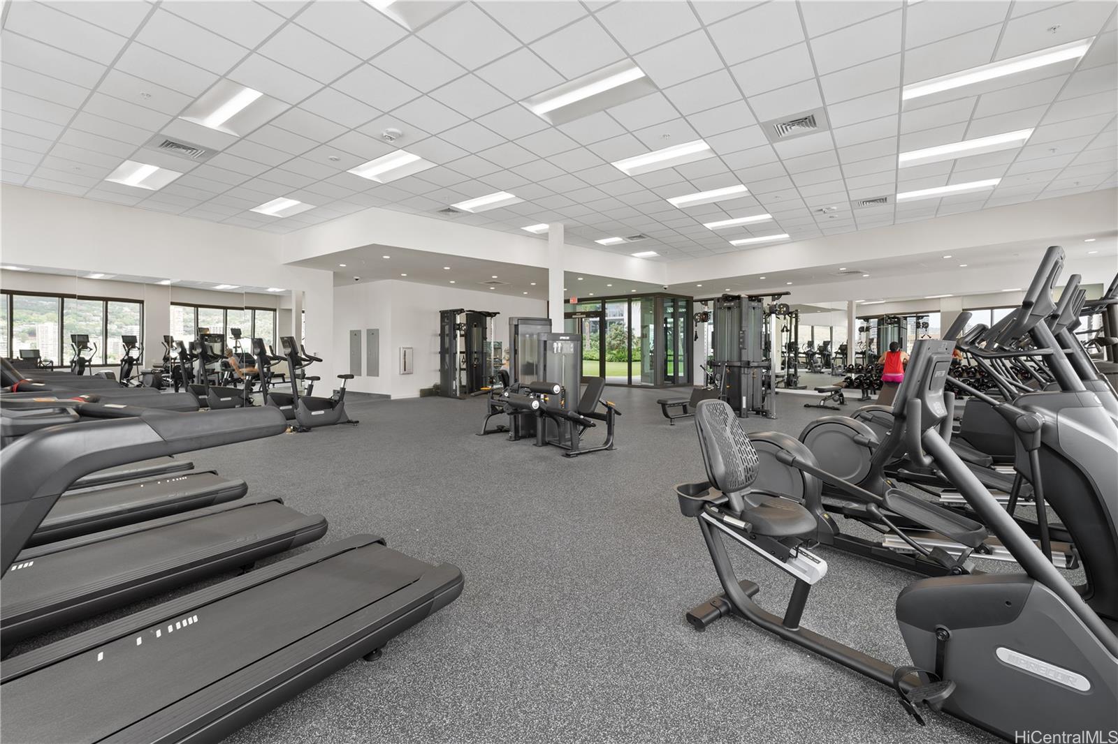 The Park on Keeaumoku condo # 3807, Honolulu, Hawaii - photo 23 of 25