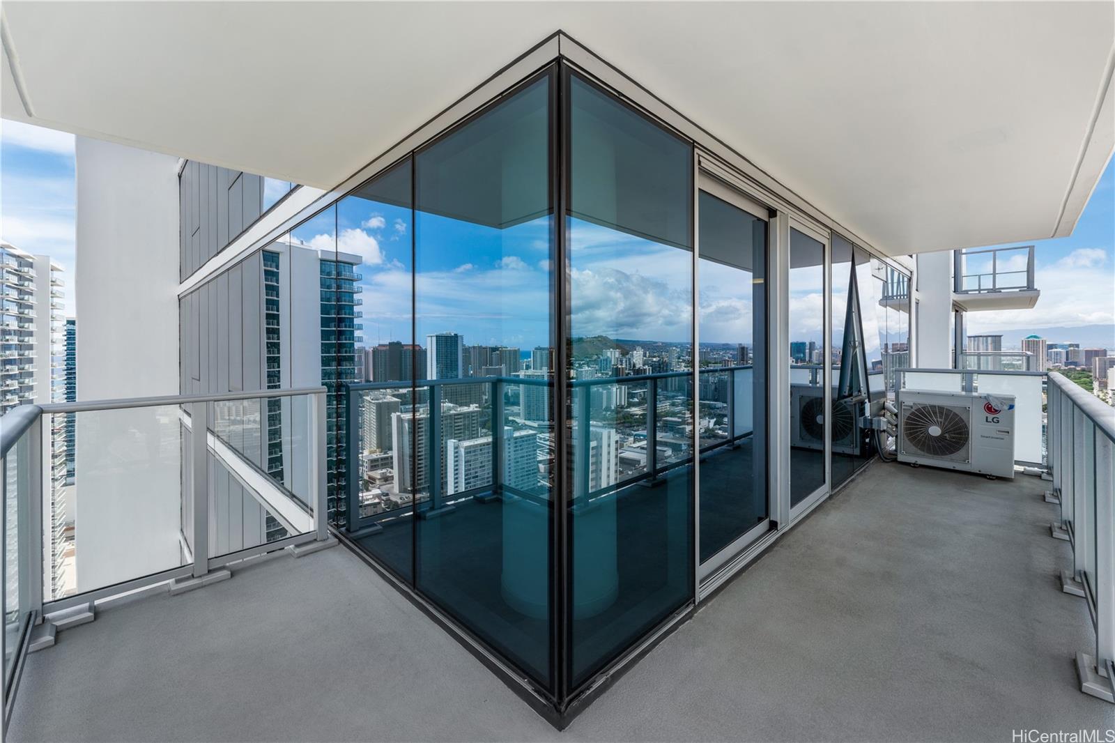 The Park on Keeaumoku condo # 3819, Honolulu, Hawaii - photo 13 of 25