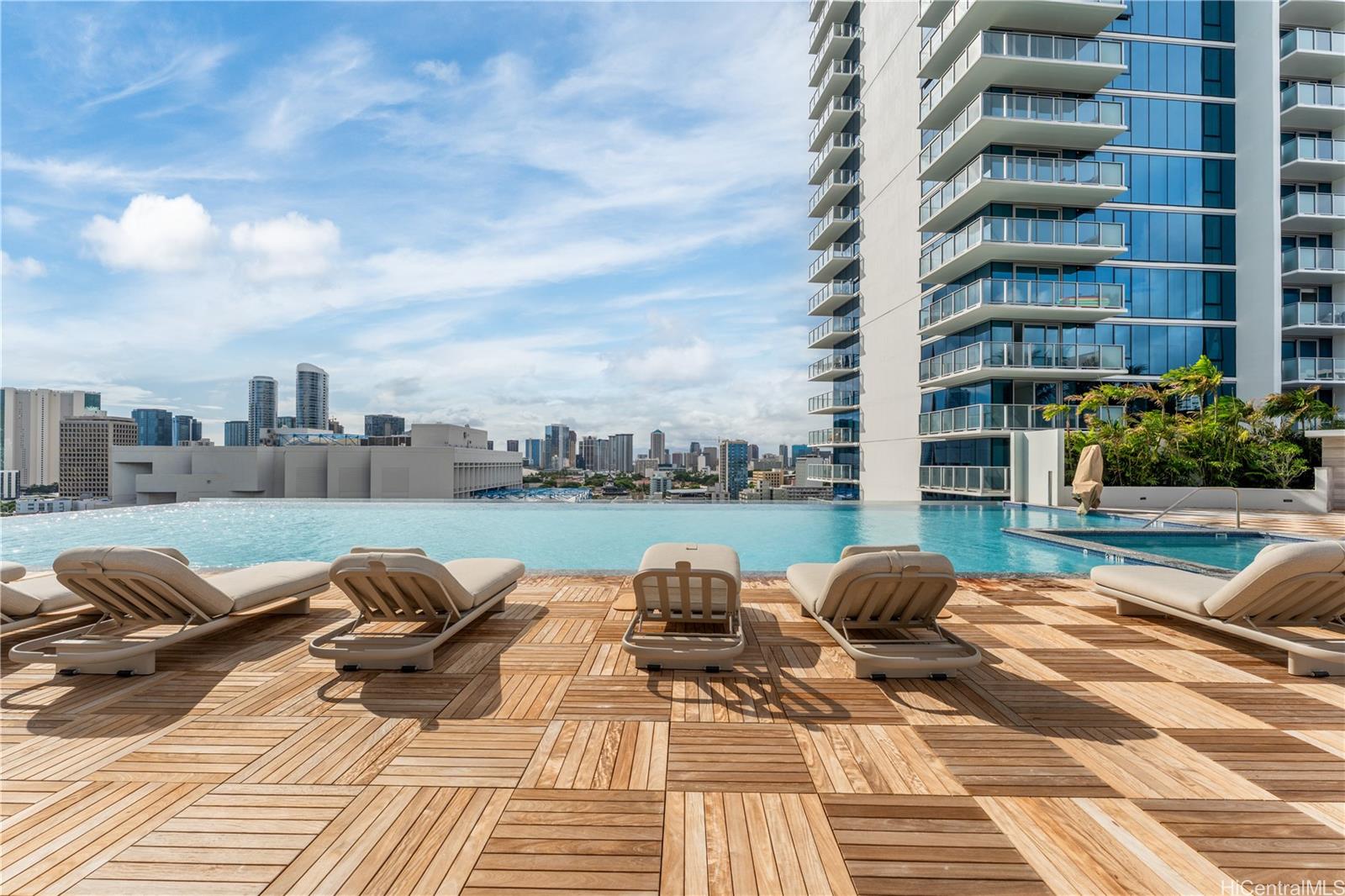 The Park on Keeaumoku condo # 3819, Honolulu, Hawaii - photo 18 of 25