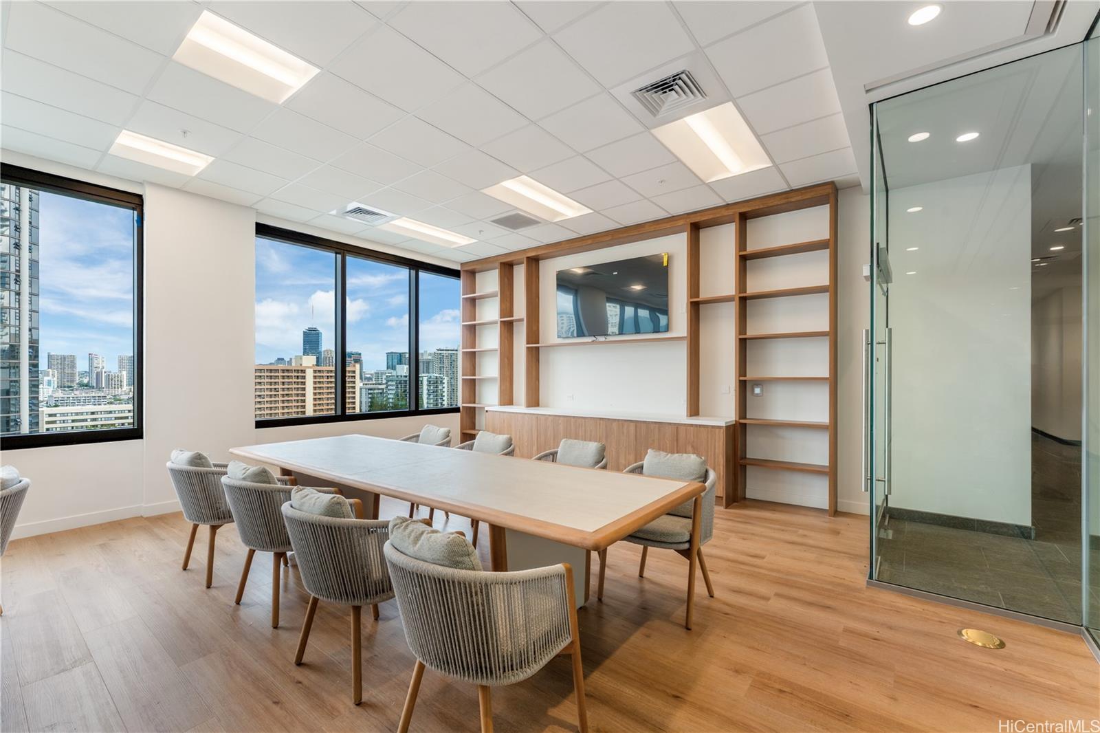 The Park on Keeaumoku condo # 3819, Honolulu, Hawaii - photo 22 of 25