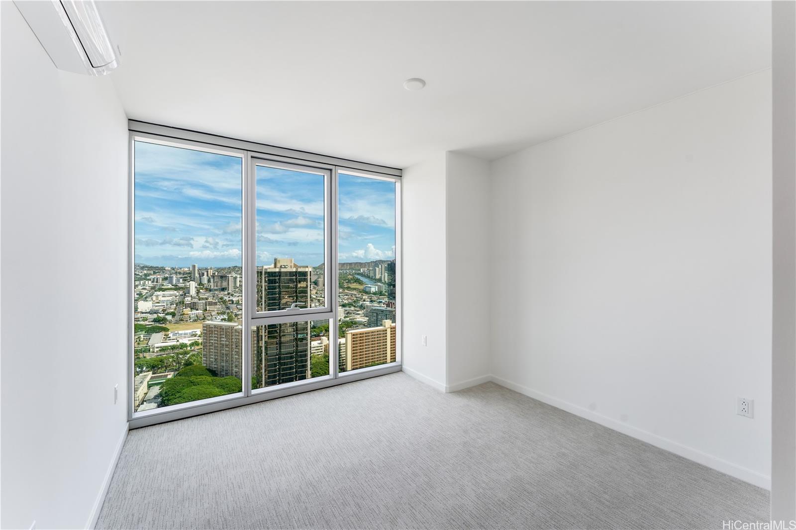 The Park on Keeaumoku condo # 3819, Honolulu, Hawaii - photo 9 of 25