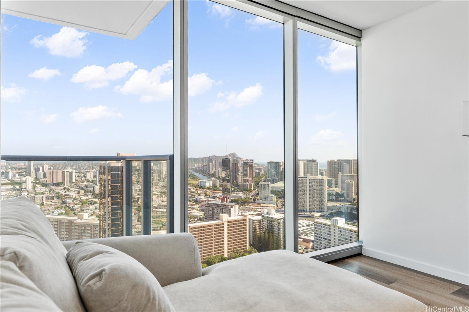 The Park on Keeaumoku condo # 3819, Honolulu, Hawaii - photo 17 of 19