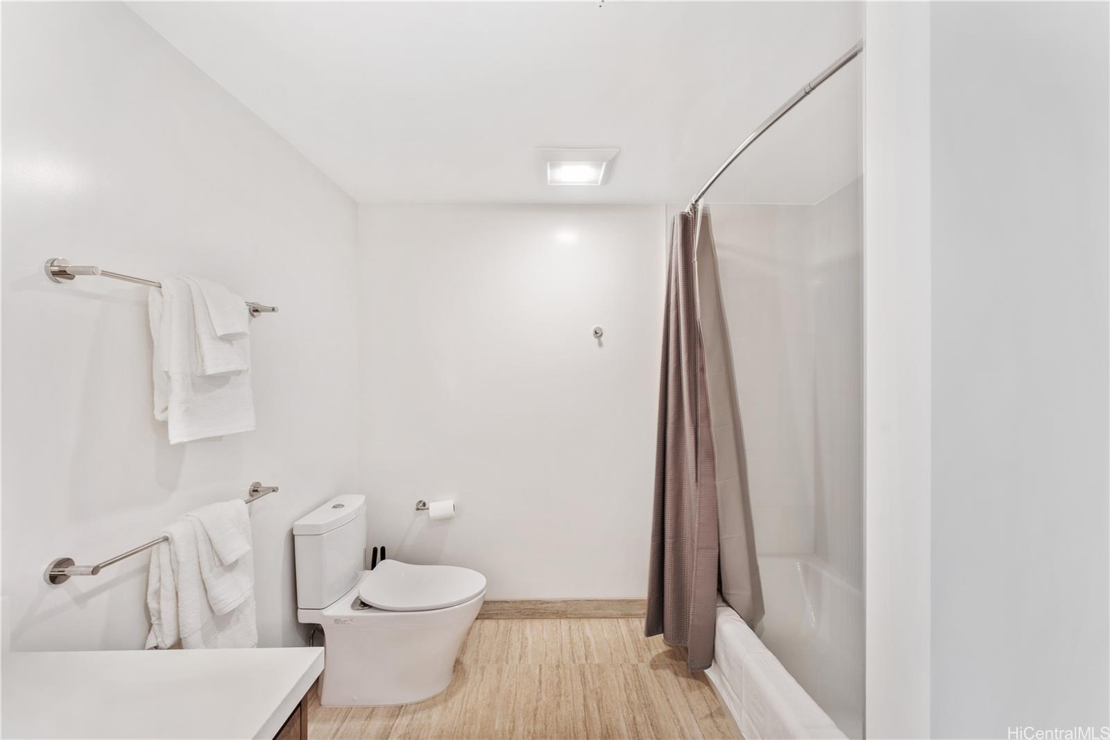 The Park on Keeaumoku condo # 3819, Honolulu, Hawaii - photo 19 of 19