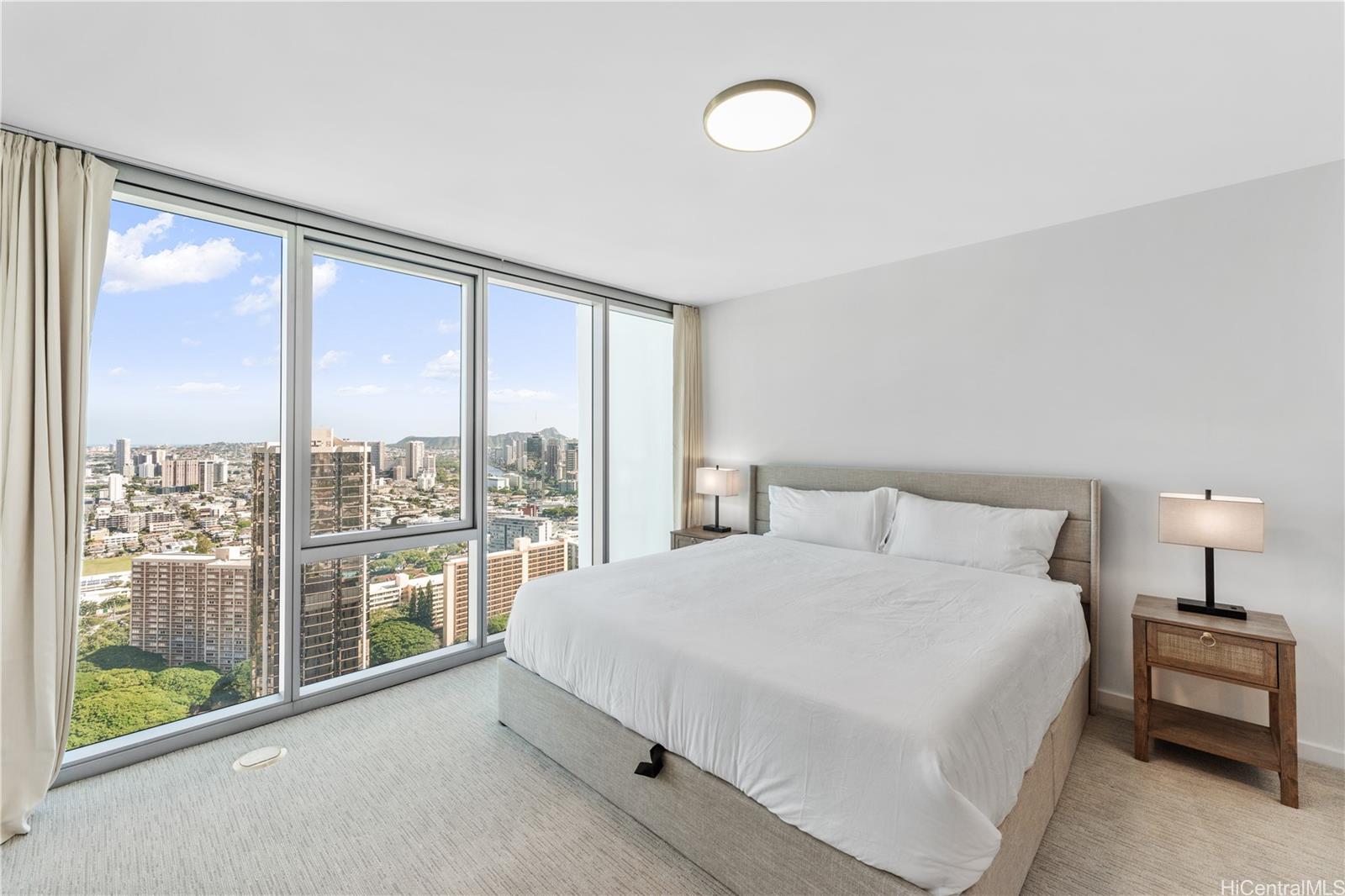 The Park on Keeaumoku condo # 3819, Honolulu, Hawaii - photo 10 of 19