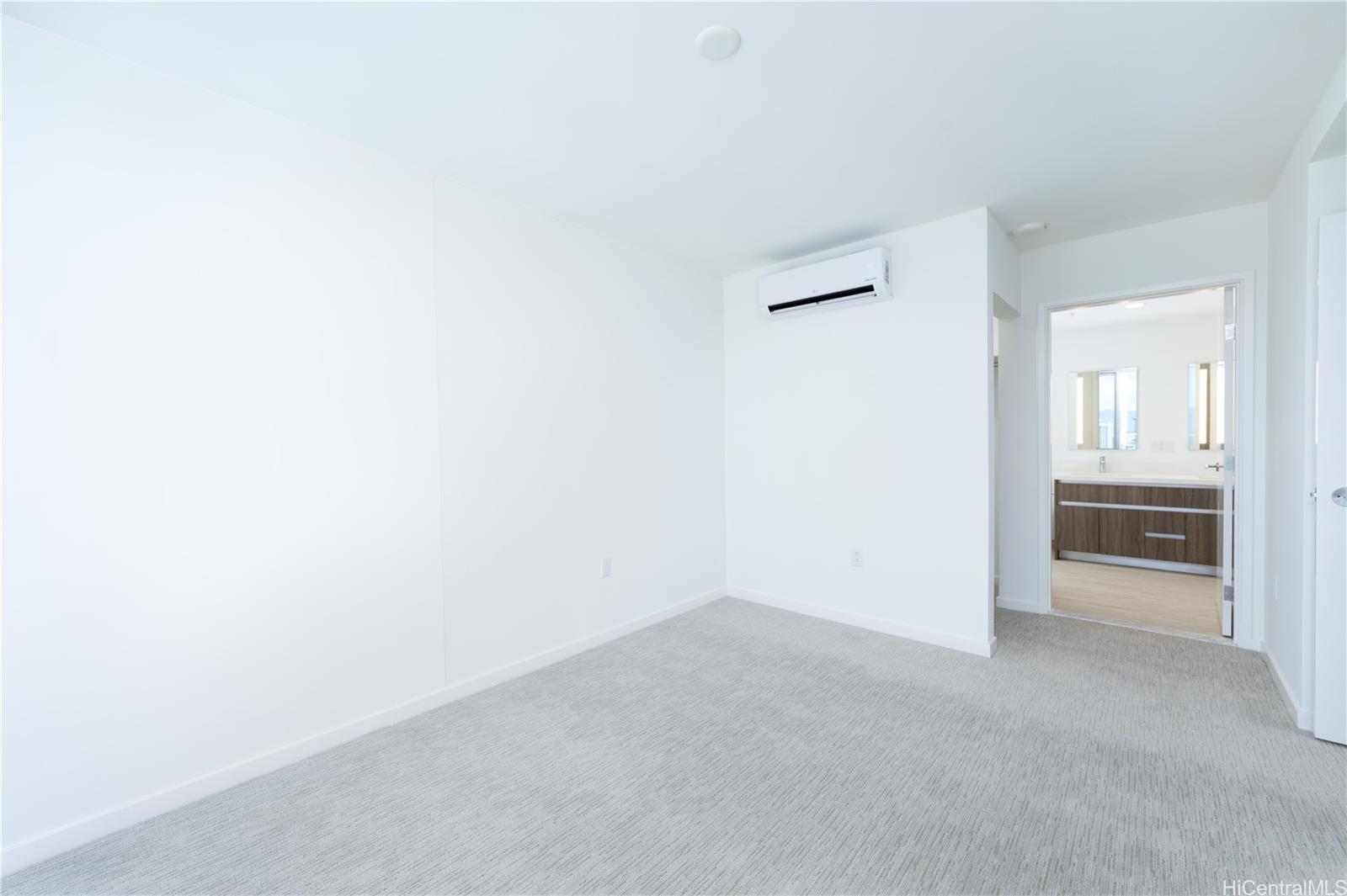 The Park on Keeaumoku condo # 3900, Honolulu, Hawaii - photo 13 of 19