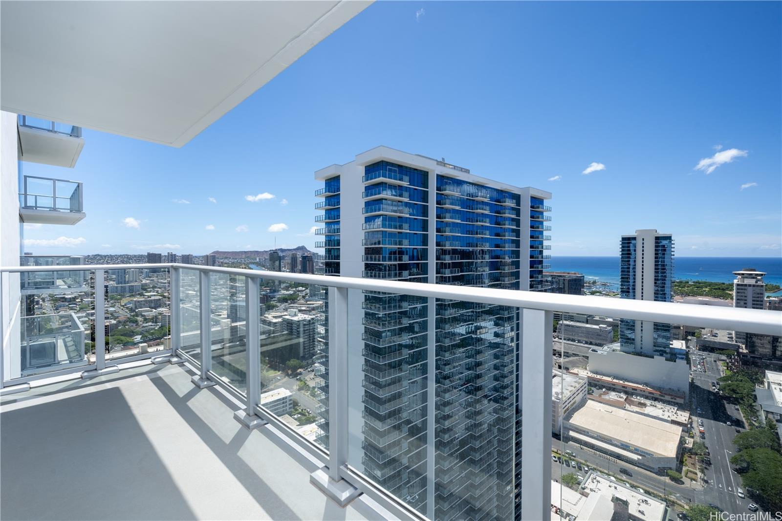 The Park on Keeaumoku condo # 3900, Honolulu, Hawaii - photo 14 of 19