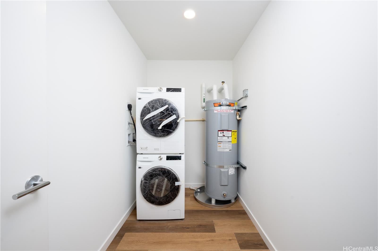 The Park on Keeaumoku condo # 3900, Honolulu, Hawaii - photo 16 of 19