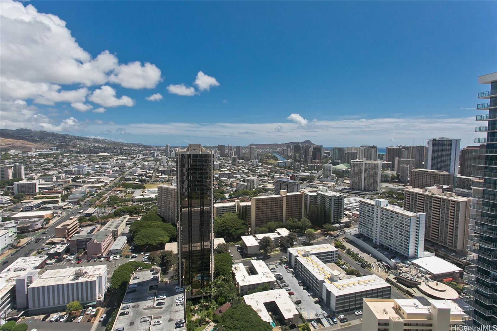 The Park on Keeaumoku condo # 3905, Honolulu, Hawaii - photo 13 of 22