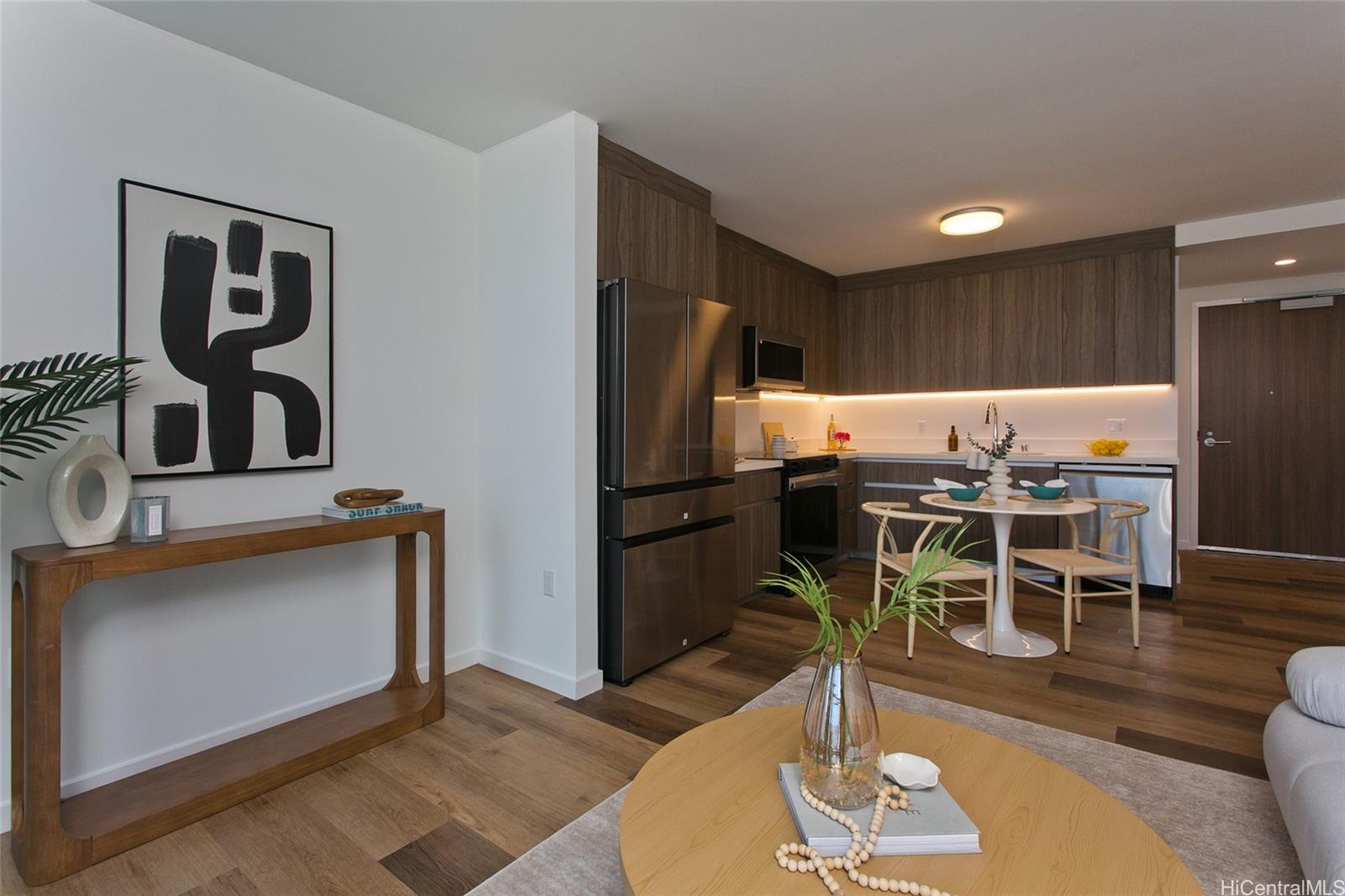 The Park on Keeaumoku condo # 3905, Honolulu, Hawaii - photo 4 of 22