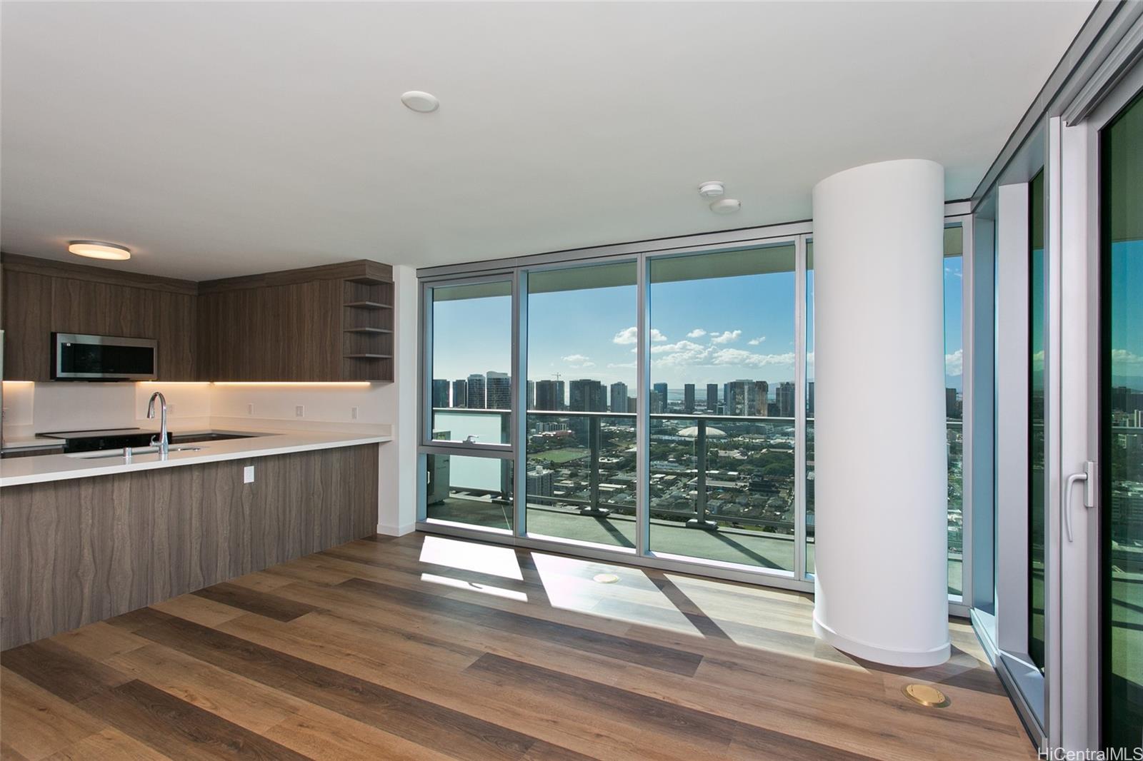 1515 Liona Street Honolulu - Rental - photo 2 of 25