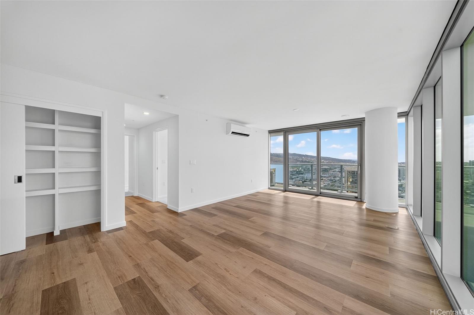 The Park on Keeaumoku condo # 4001, Honolulu, Hawaii - photo 8 of 25