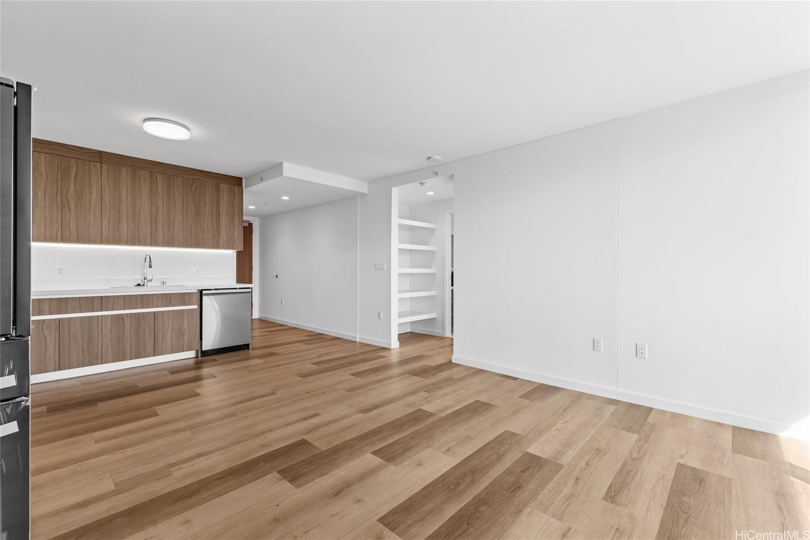 The Park on Keeaumoku condo # 4007, Honolulu, Hawaii - photo 6 of 25