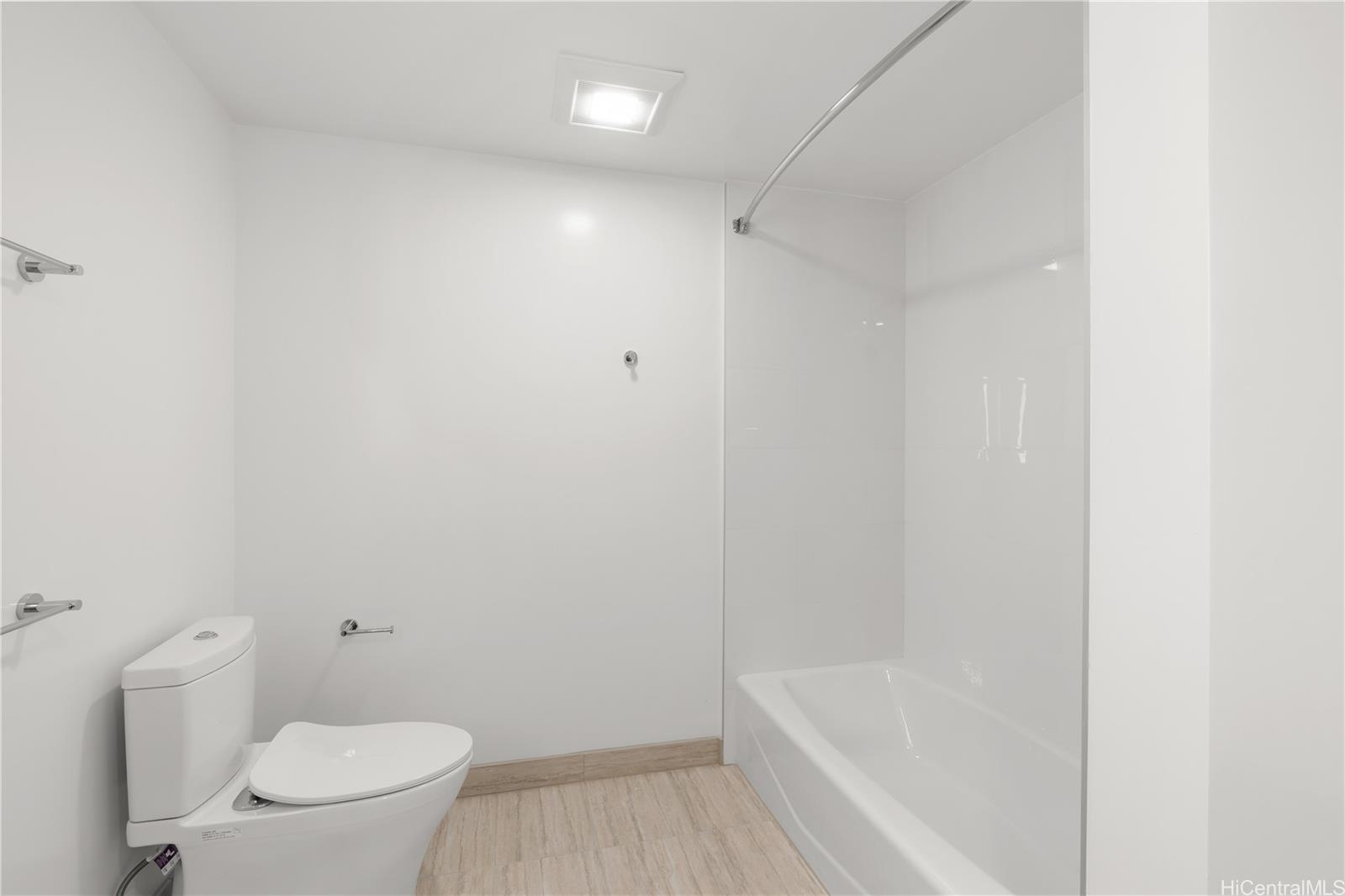 The Park on Keeaumoku condo # 4019, Honolulu, Hawaii - photo 14 of 22