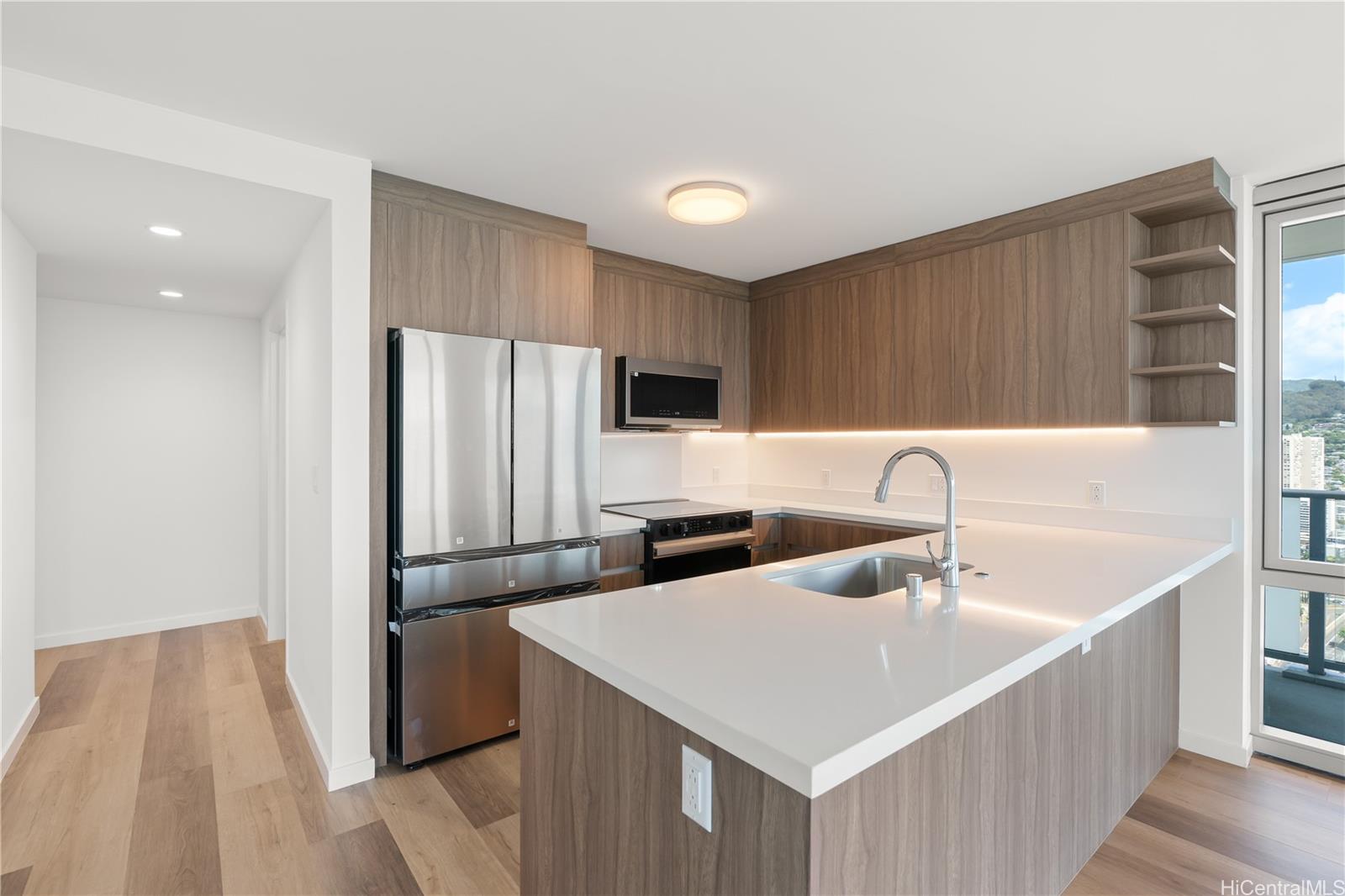 The Park on Keeaumoku condo # 4019, Honolulu, Hawaii - photo 8 of 22