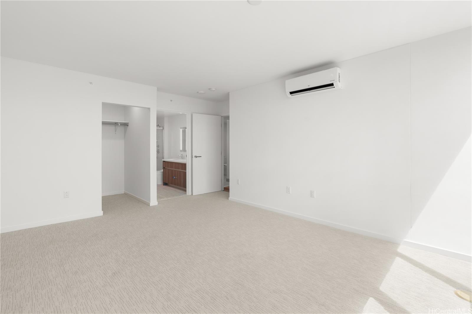 The Park on Keeaumoku condo # 4019, Honolulu, Hawaii - photo 10 of 22