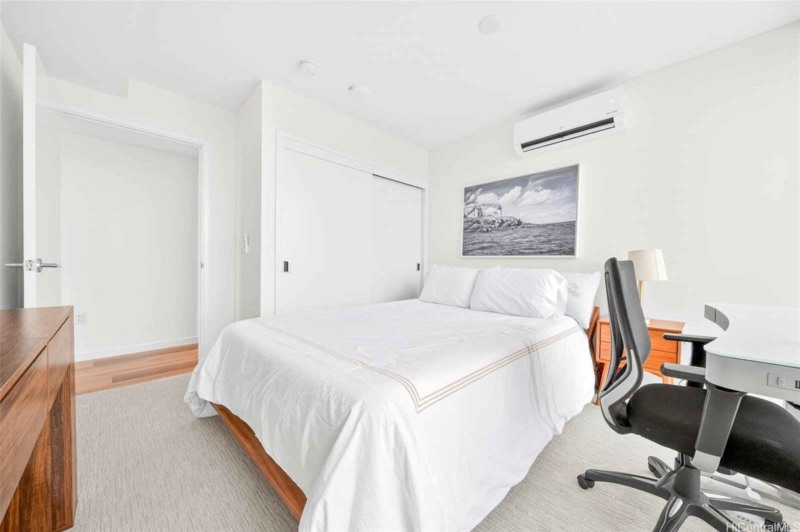 The Park on Keeaumoku condo # 4101, Honolulu, Hawaii - photo 11 of 24