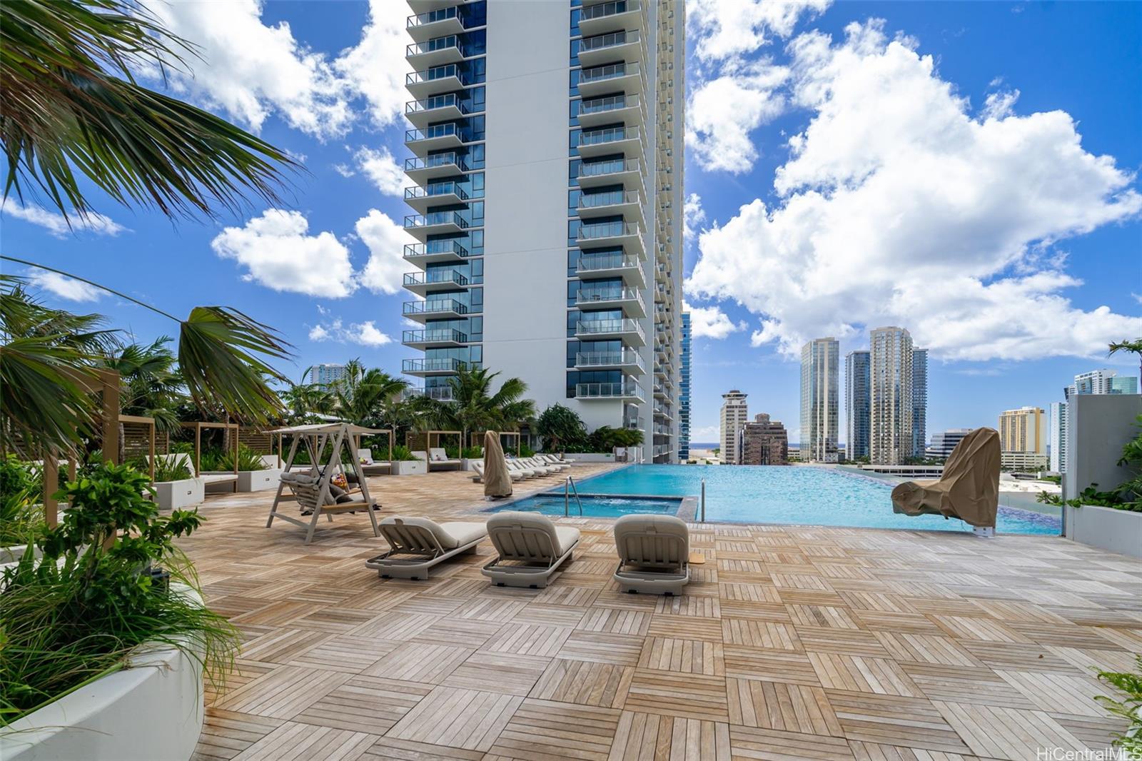 1515 Liona St Honolulu - Rental - photo 19 of 25