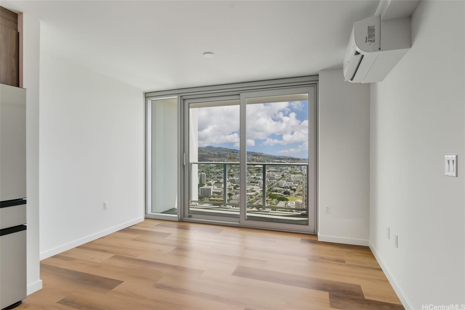 1515 Liona St Honolulu - Rental - photo 3 of 25