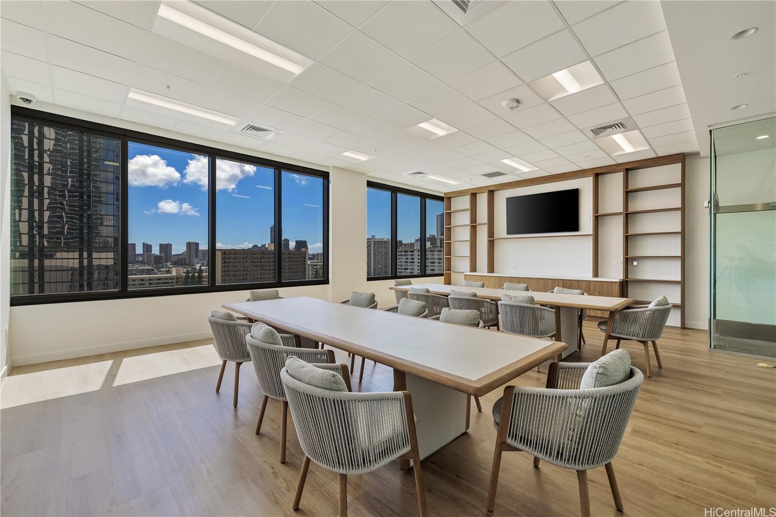 The Park on Keeaumoku condo # 4103, Honolulu, Hawaii - photo 24 of 25