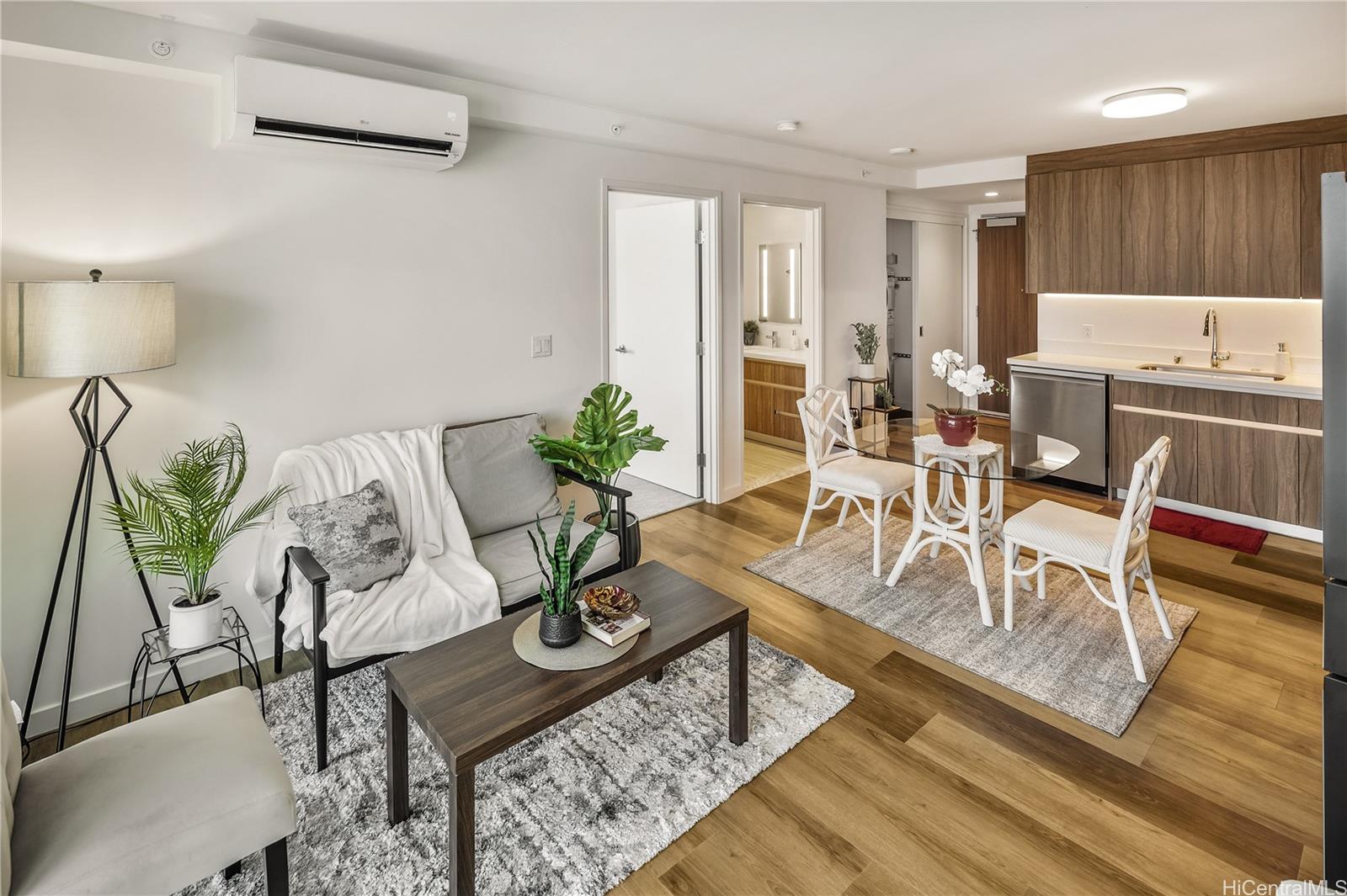 The Park on Keeaumoku condo # 4103, Honolulu, Hawaii - photo 7 of 25