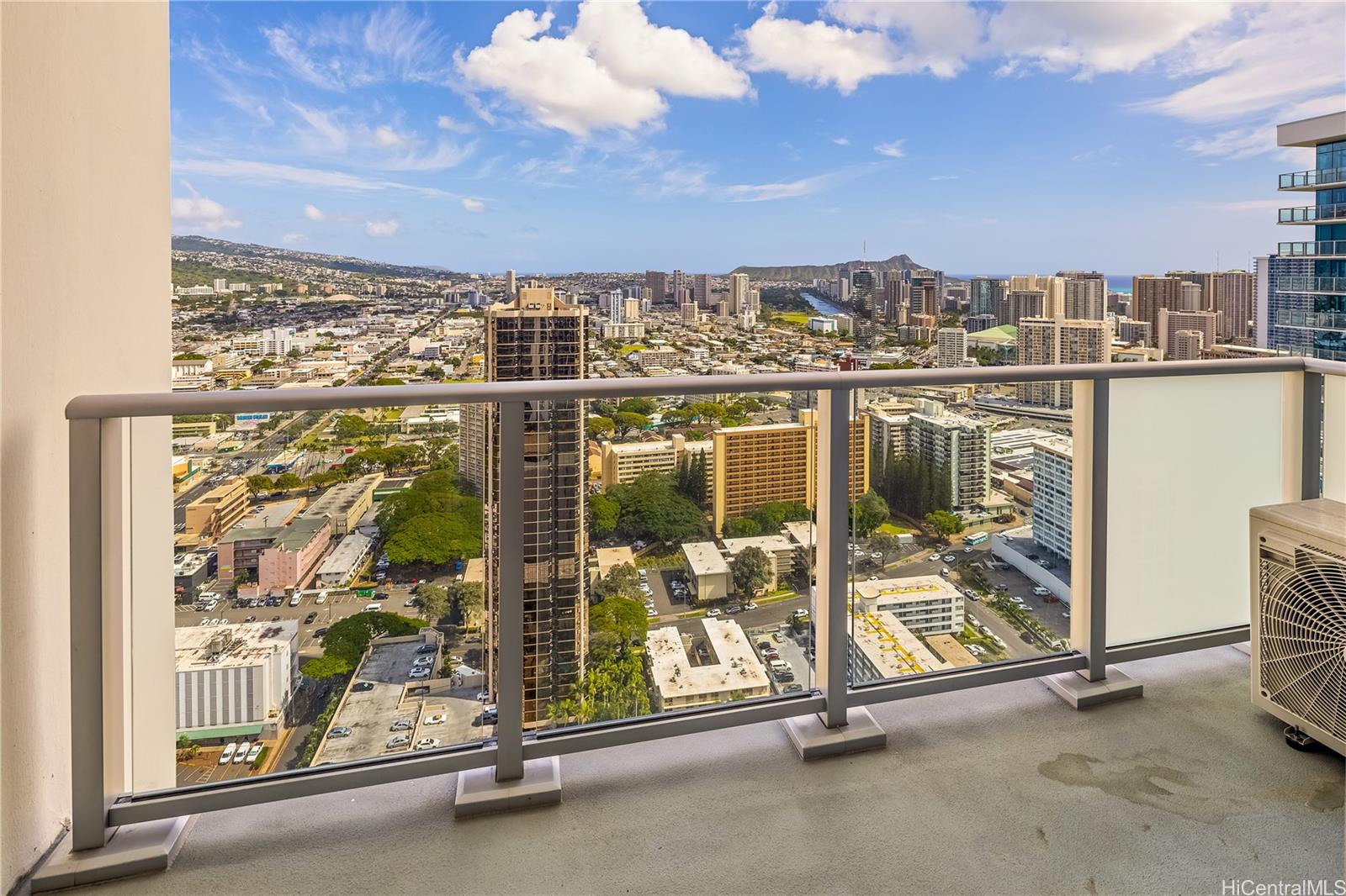 The Park on Keeaumoku condo # 4103, Honolulu, Hawaii - photo 9 of 25