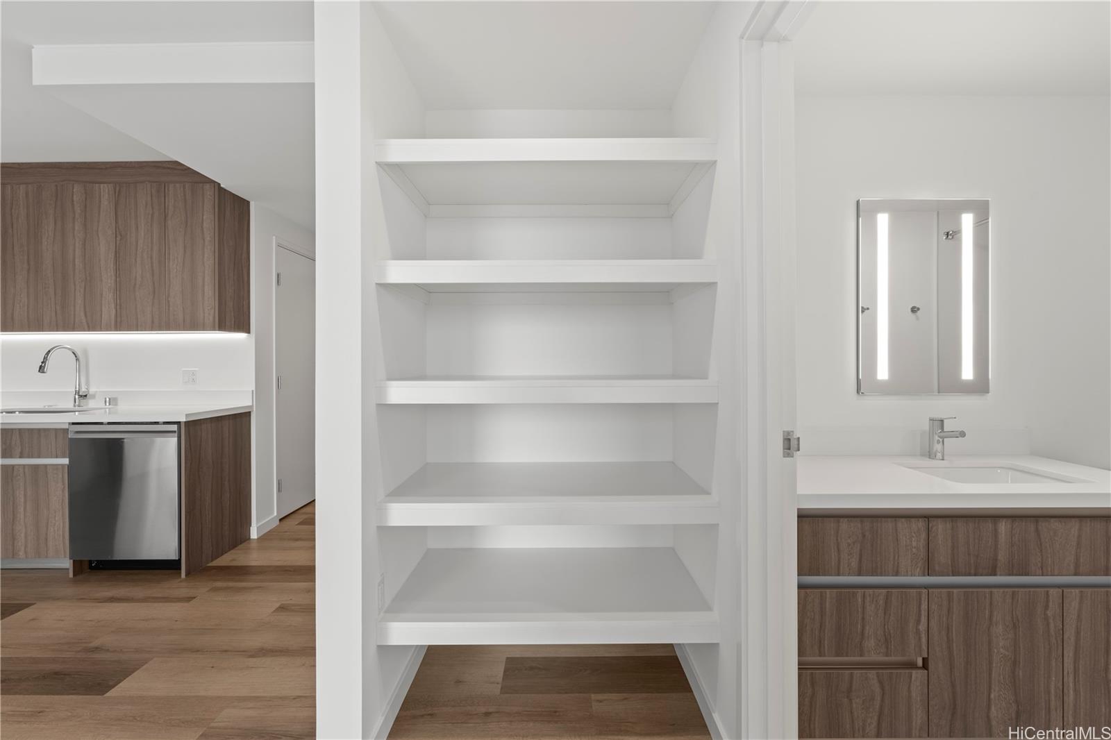 The Park on Keeaumoku condo # 4107, Honolulu, Hawaii - photo 12 of 18