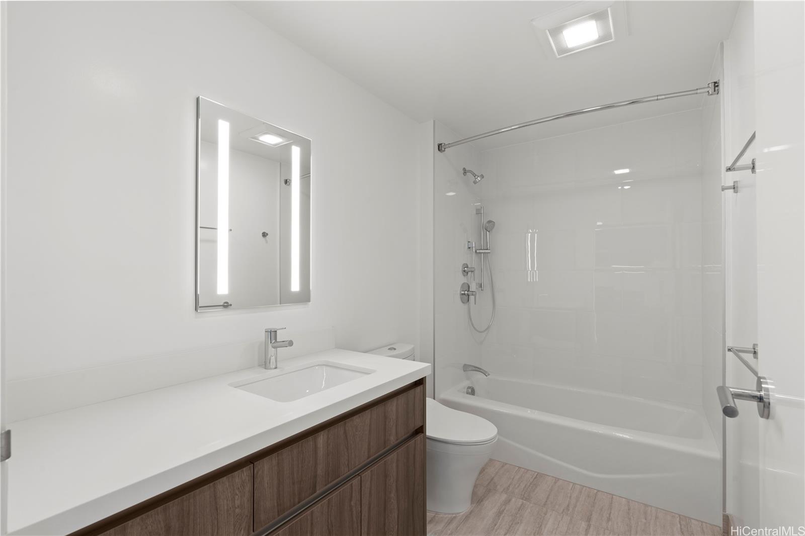 The Park on Keeaumoku condo # 4107, Honolulu, Hawaii - photo 13 of 18