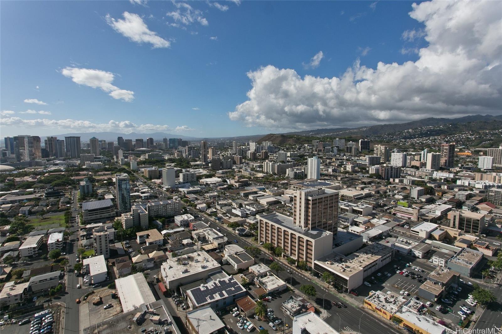1515 Liona Street Honolulu - Rental - photo 12 of 25