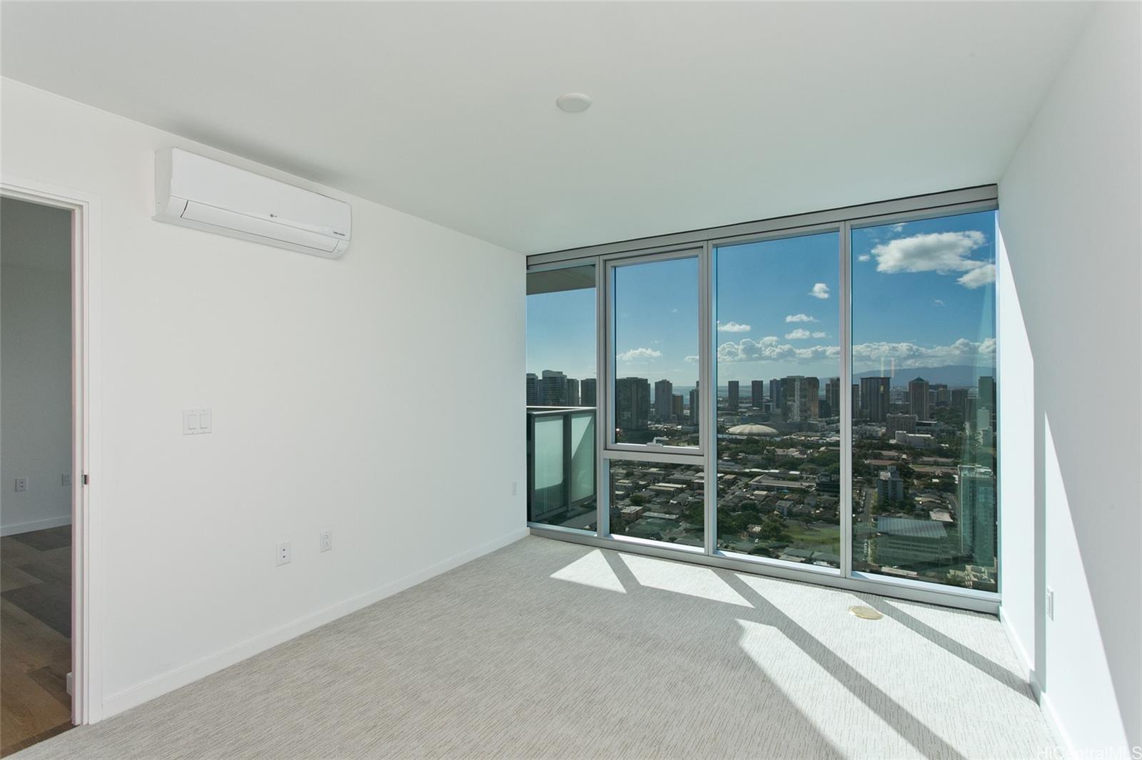 1515 Liona Street Honolulu - Rental - photo 8 of 25