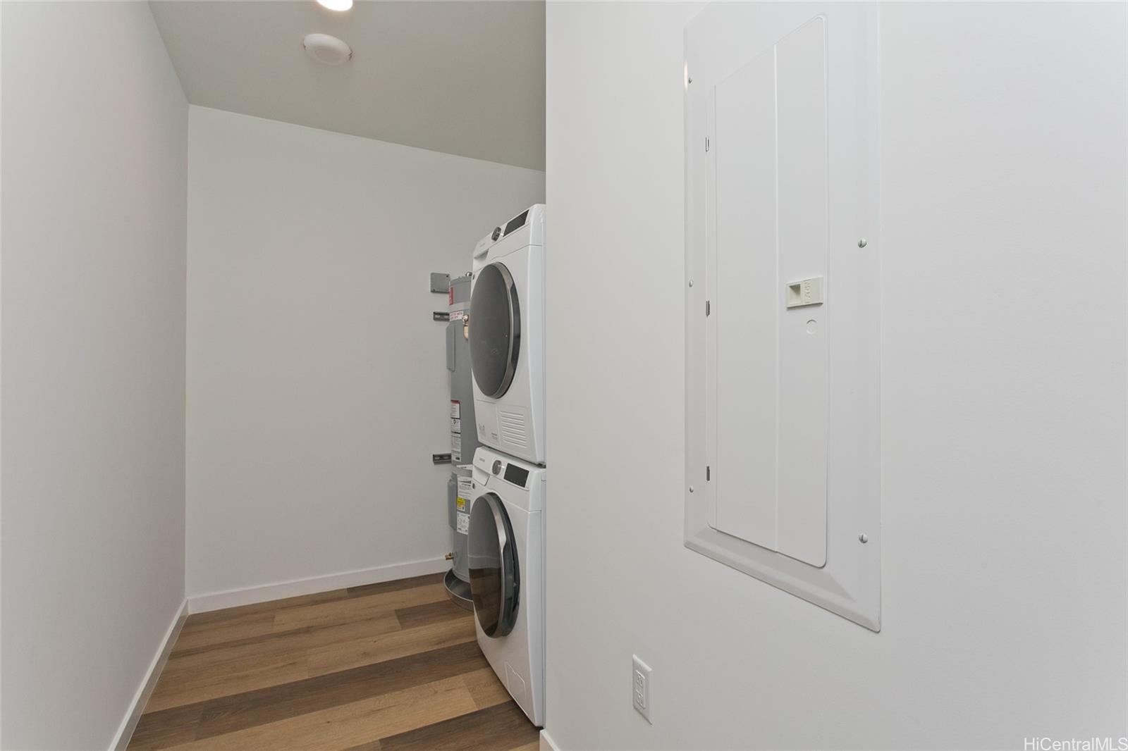 1515 Liona Street Honolulu - Rental - photo 10 of 24