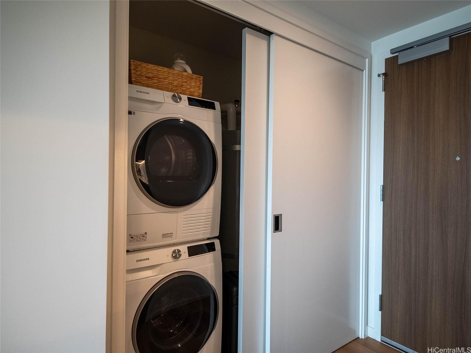 1515 Liona Street Honolulu - Rental - photo 10 of 25