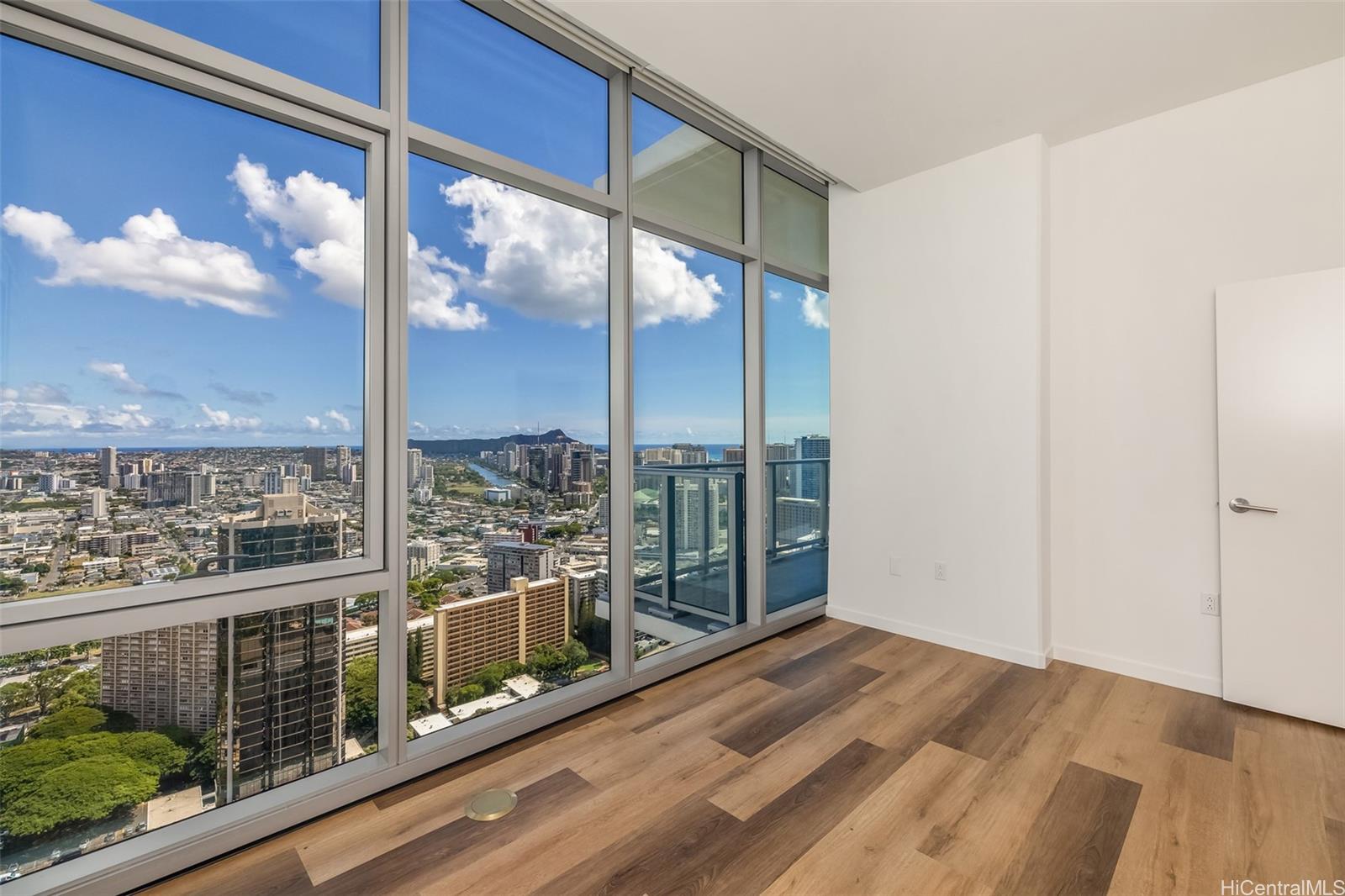 The Park on Keeaumoku condo # 4407, Honolulu, Hawaii - photo 12 of 23